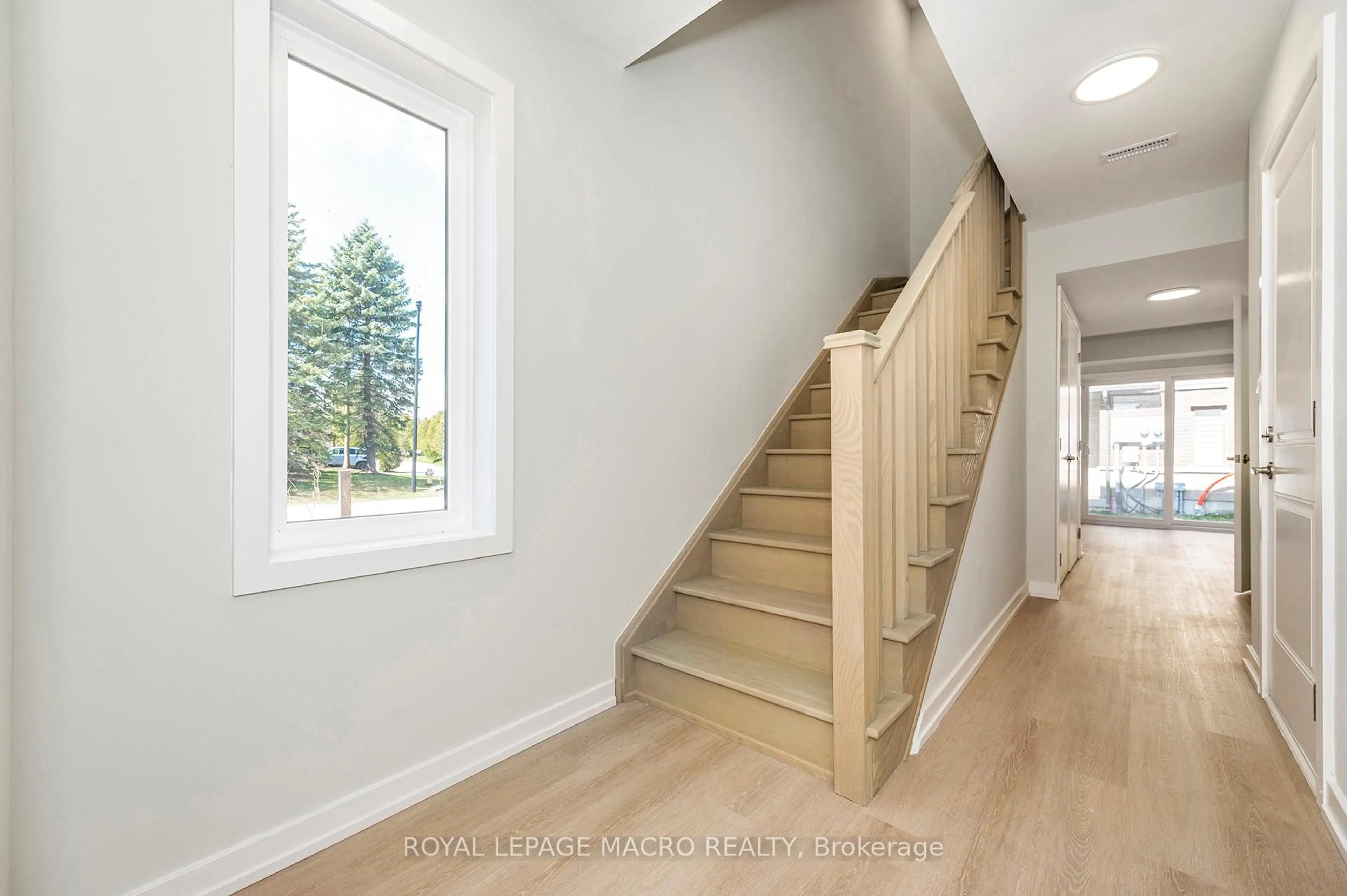 Unknown for 2 Winters Cres, Collingwood Ontario L9Y 5T1