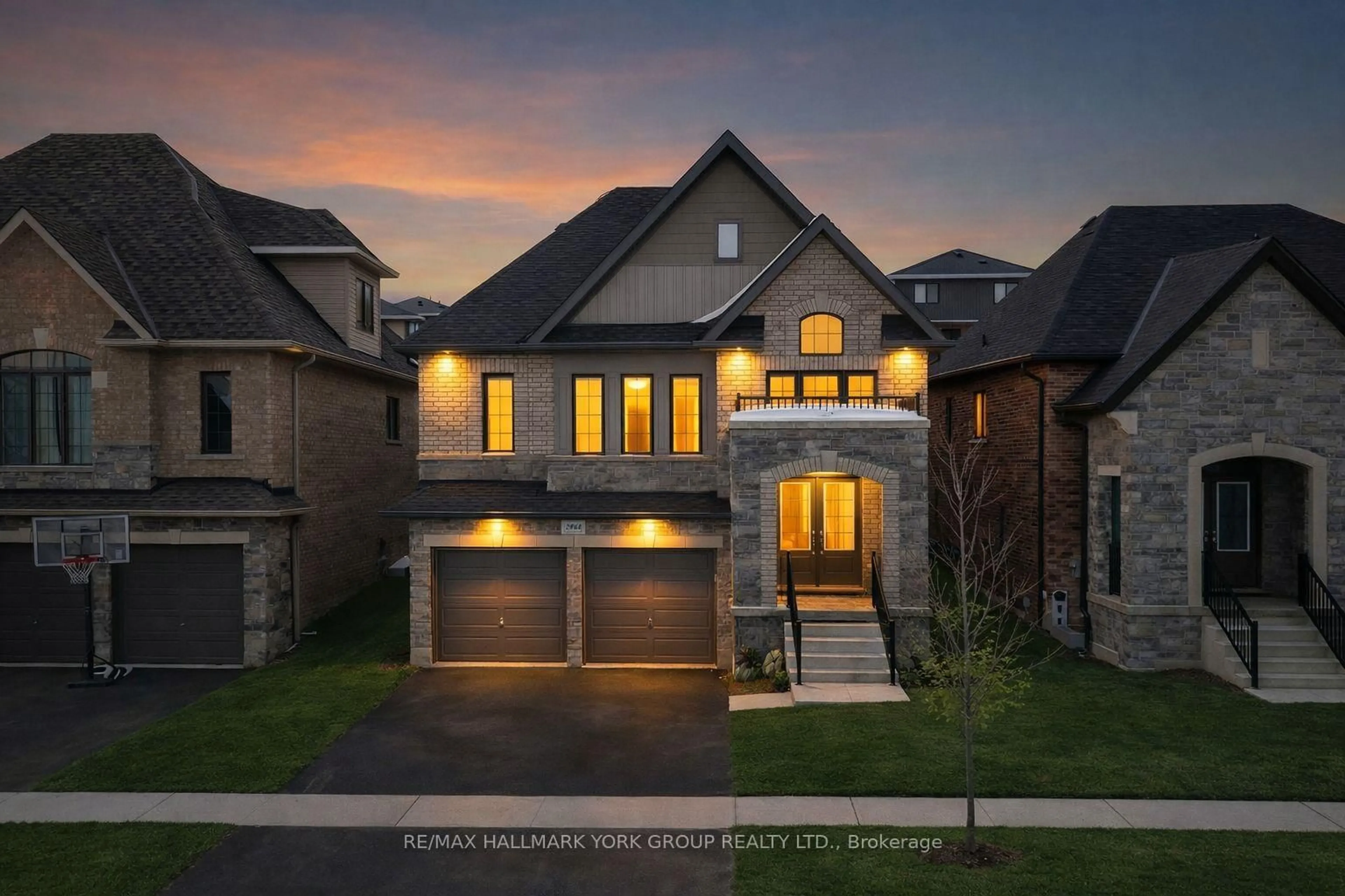 Home with brick exterior material, street for 2964 Monarch Dr, Orillia Ontario L3V 8M8