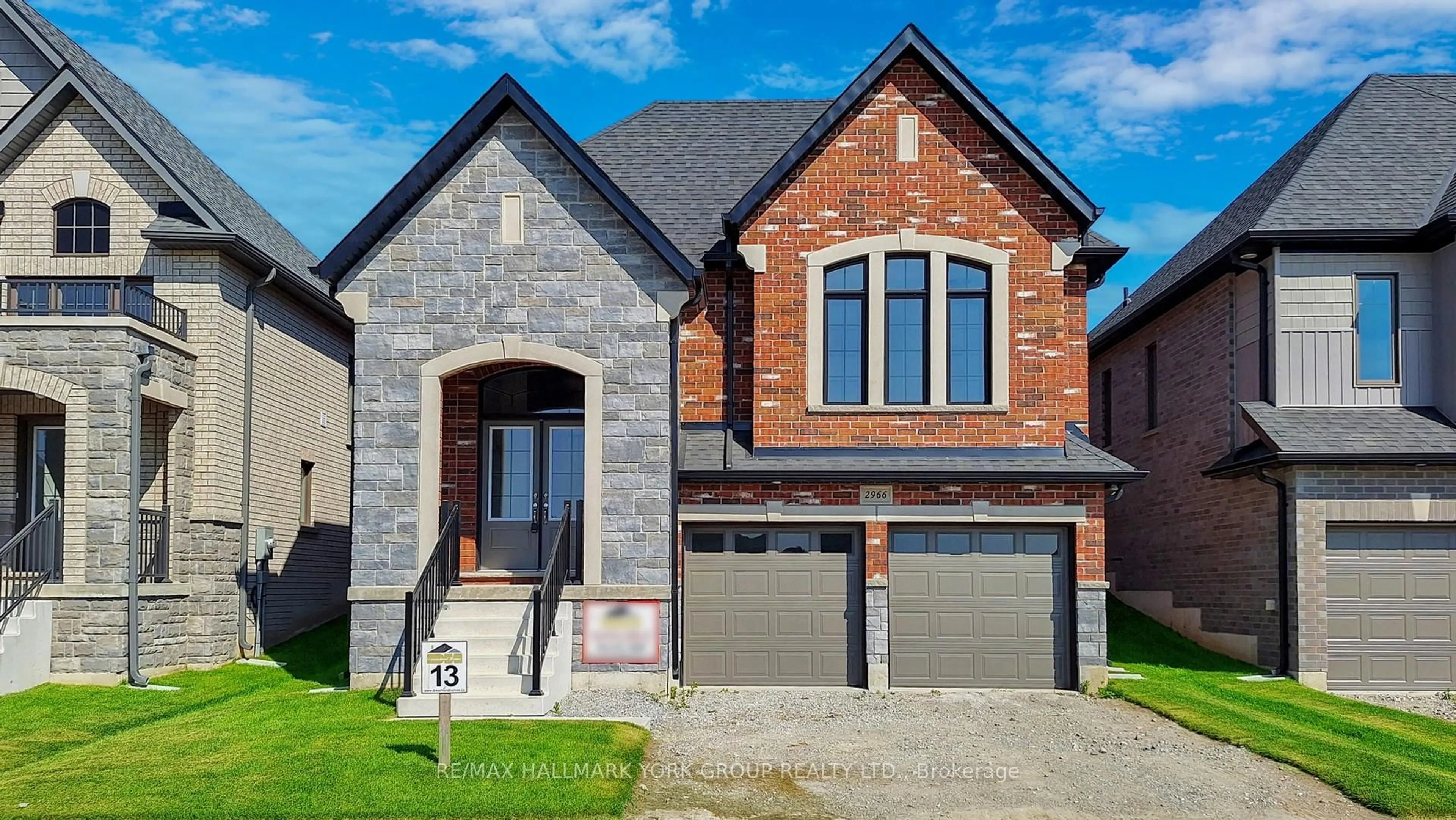 Home with brick exterior material, street for 2966 Monarch Dr, Orillia Ontario L3V 8M8