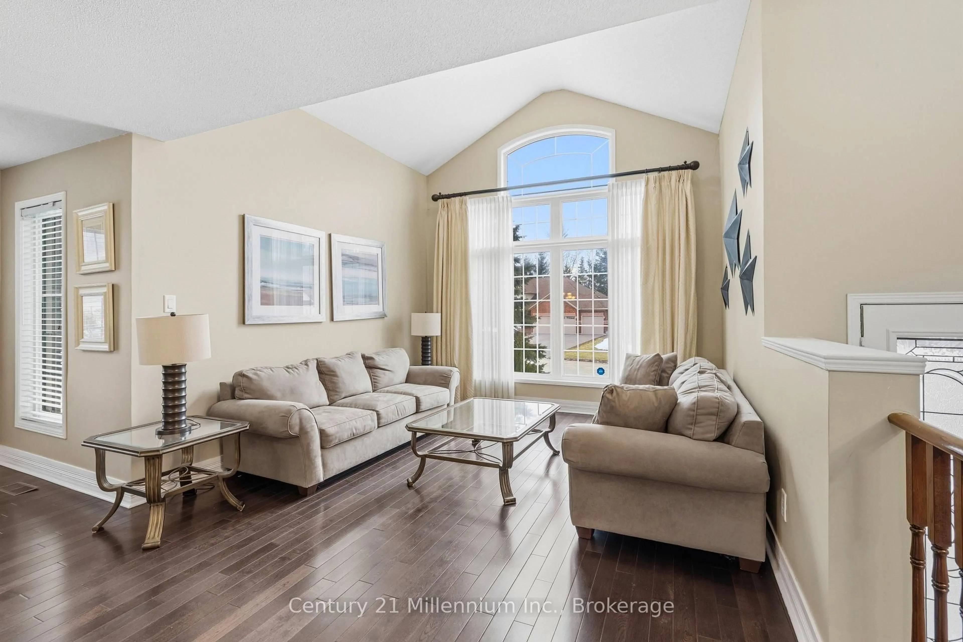 Living room with furniture, unknown for 135 Royal Beech Dr, Wasaga Beach Ontario L9Z 2N3