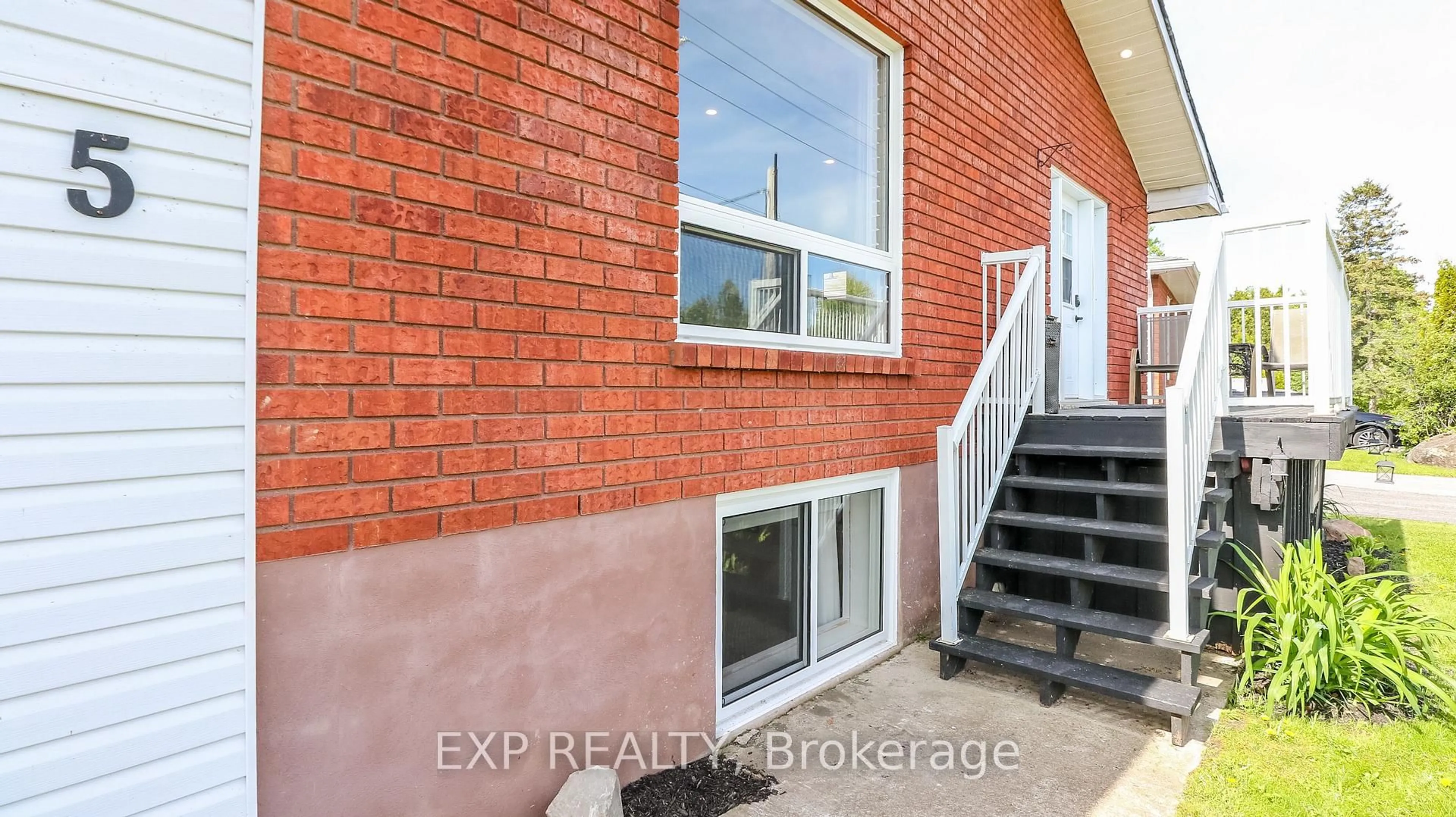 Home with brick exterior material, building for 5 Bourgeois Beach Rd, Tay Ontario L0K 2A0