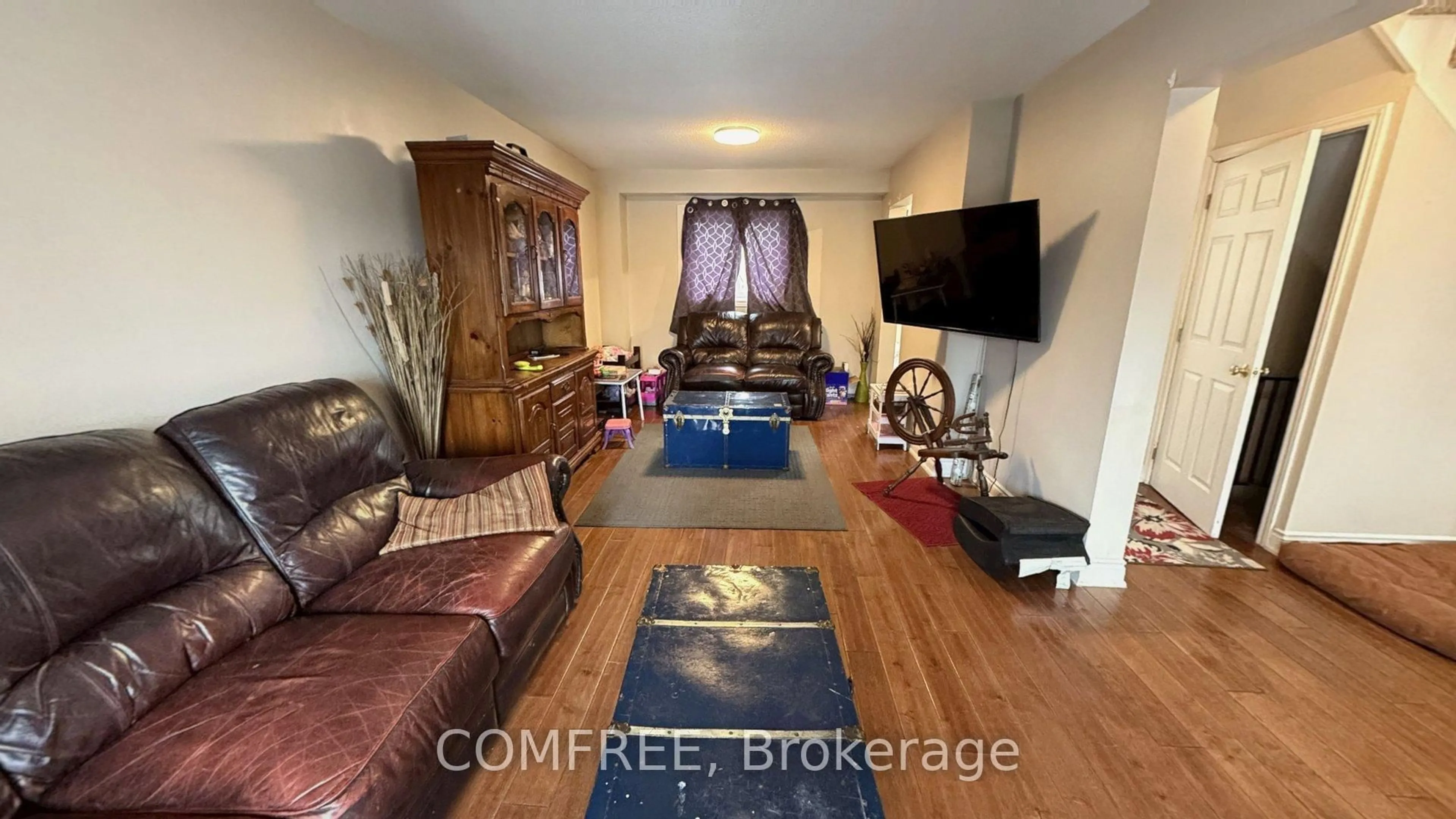 Living room with furniture, unknown for 24 Shortreed Crt, Barrie Ontario L4N 7H8
