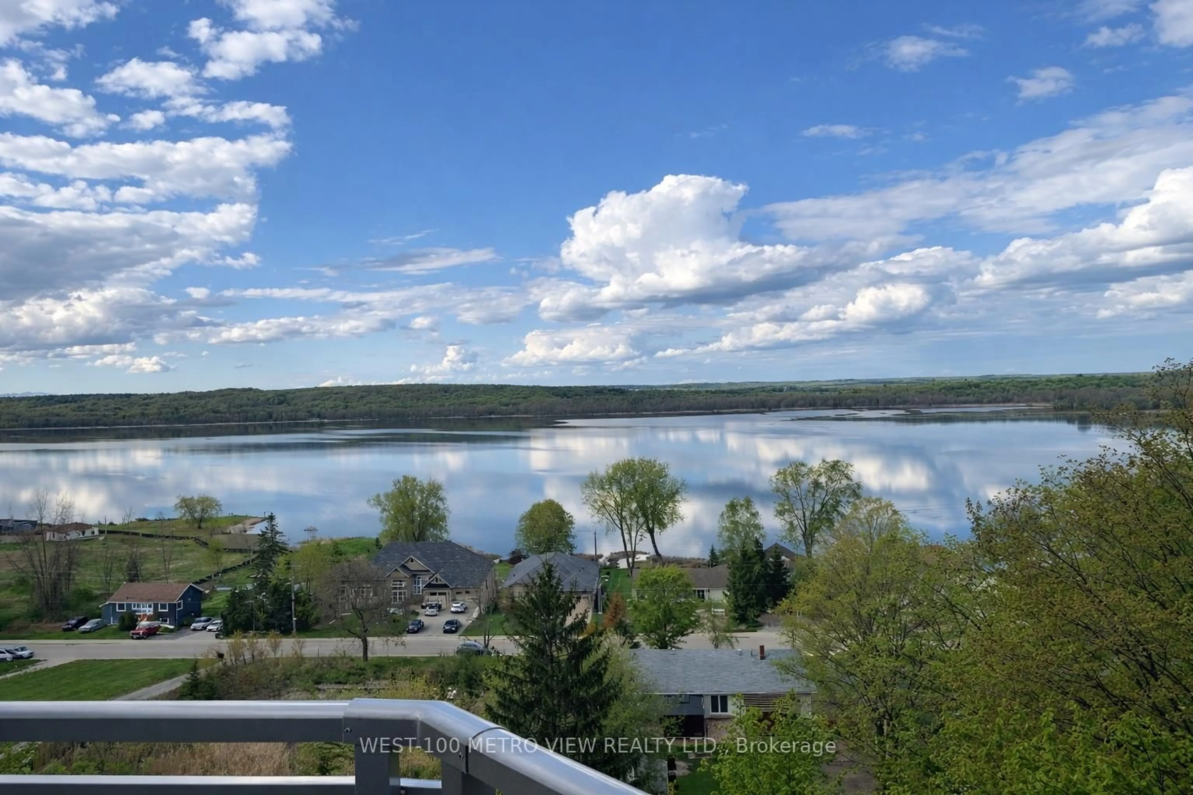 Patio, water/lake/river/ocean view for 56 Lakeside Terr #709, Barrie Ontario L4M 7B9
