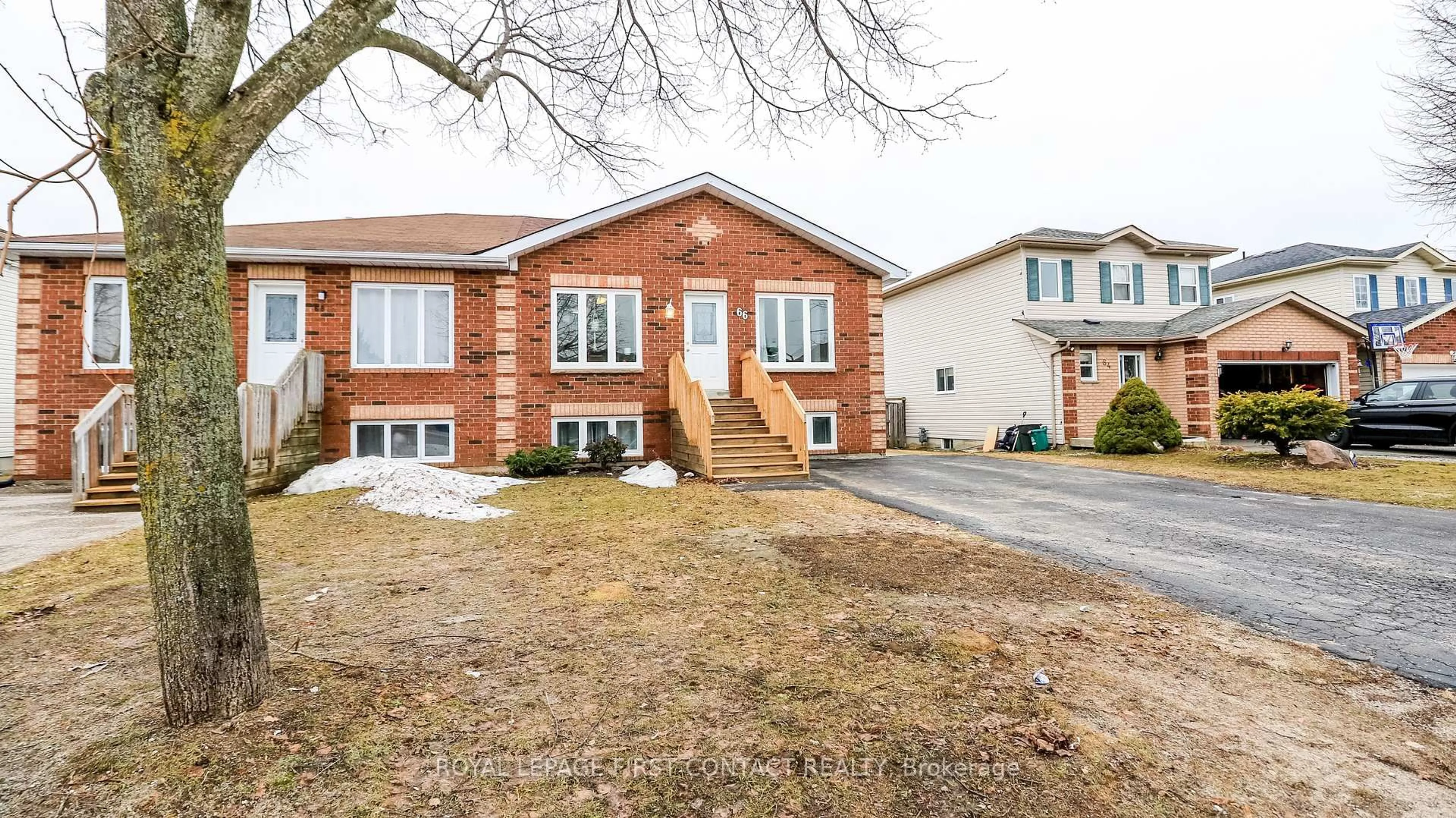 Home with brick exterior material, street for 66 Downing Cres, Barrie Ontario L4N 8V5