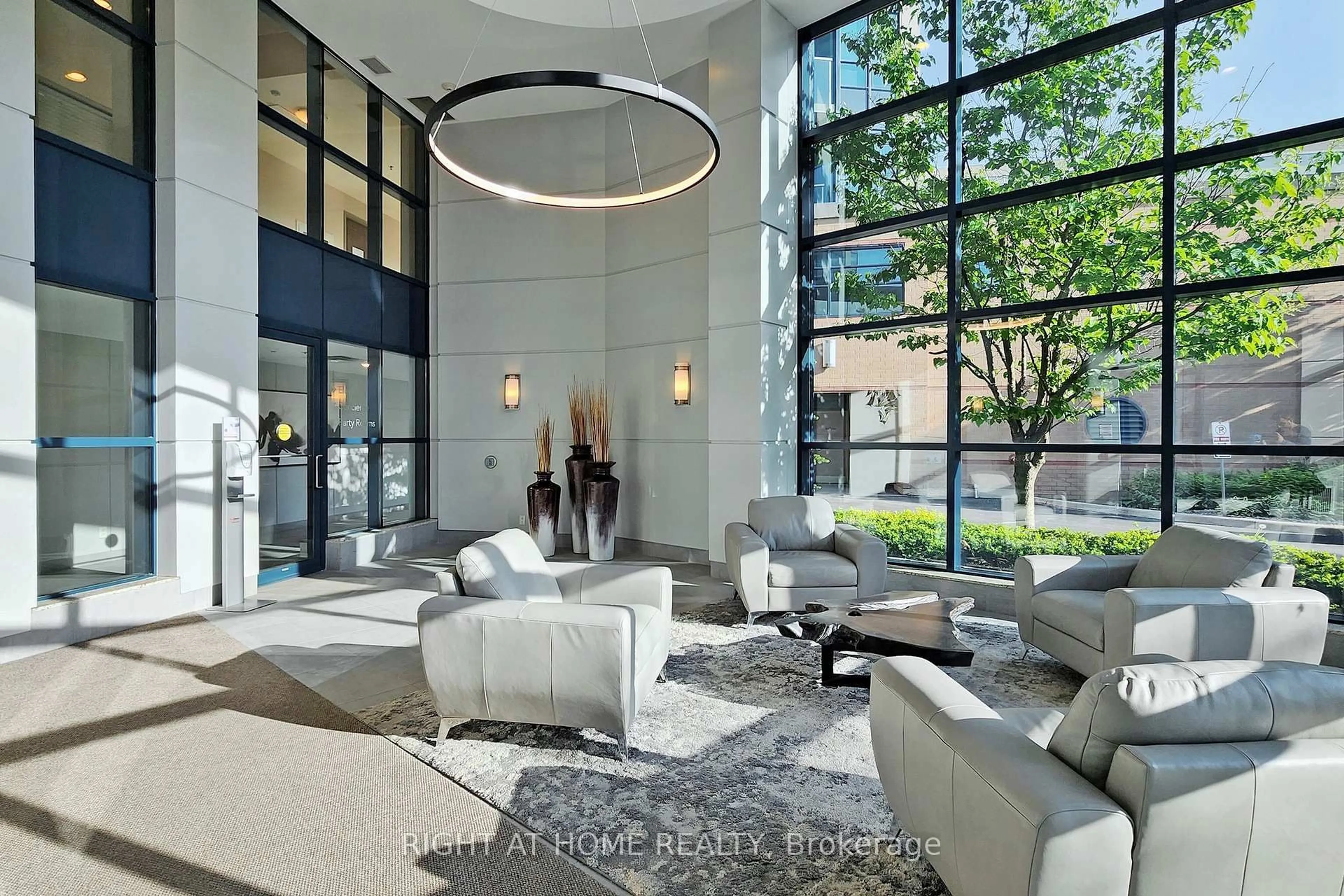 Lobby for 37 Ellen St #PH06, Barrie Ontario L0K 1S0