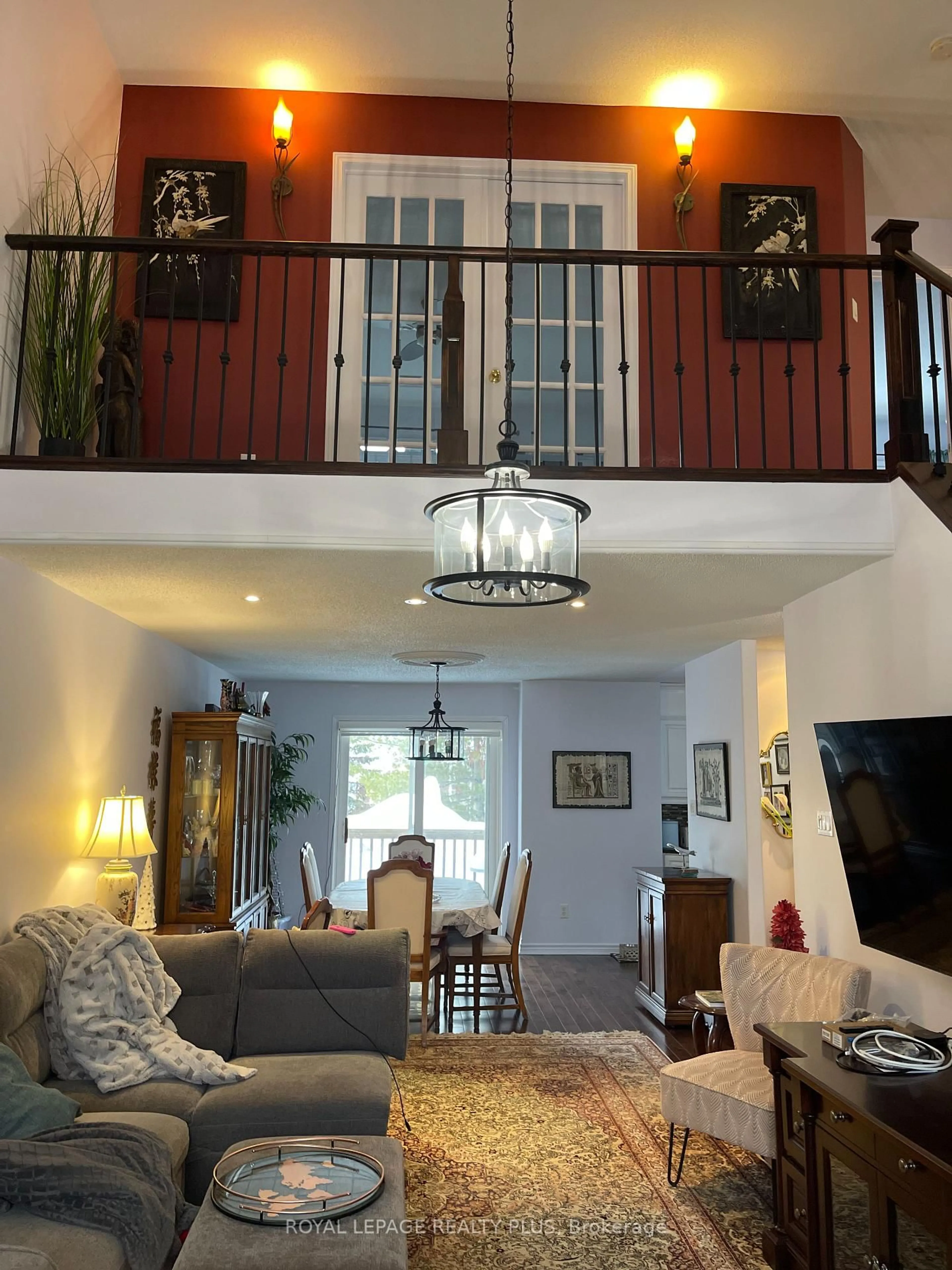 Living room with furniture, unknown for 358 Little Ave #12, Barrie Ontario L4N 2Z6