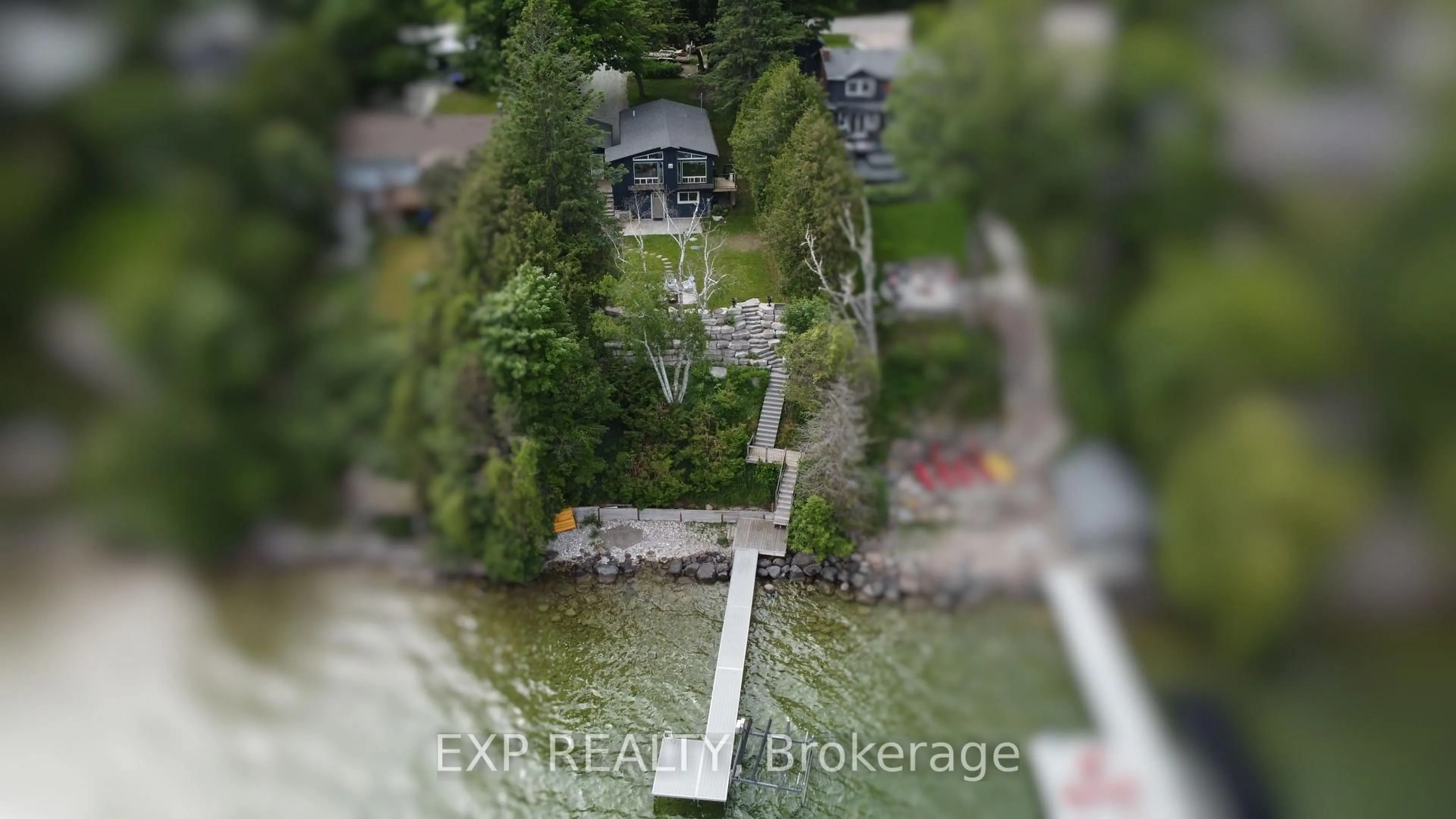 Blurry image for 2295 Lakeshore Rd, Oro-Medonte Ontario L0L 1T0