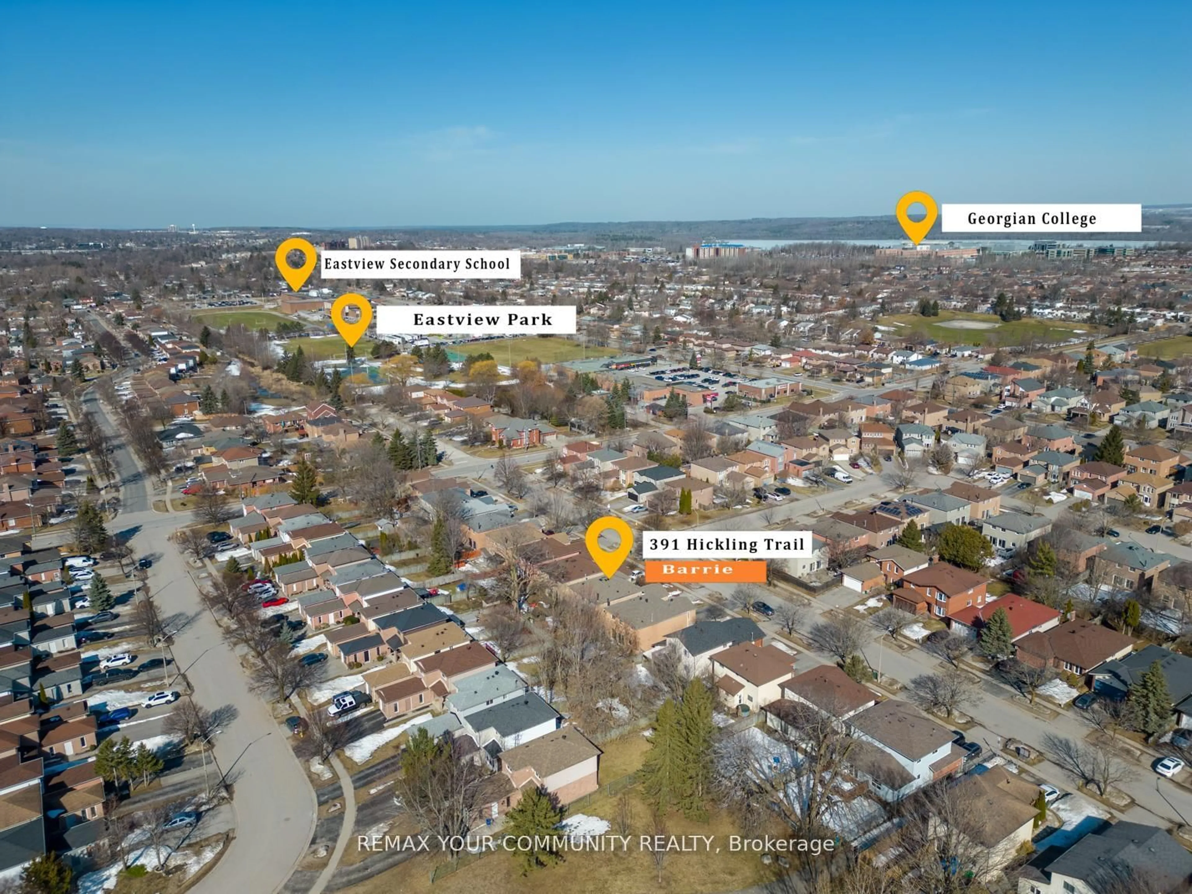 A pic from outside/outdoor area/front of a property/back of a property/a pic from drone, street for 391 Hickling Tr, Barrie Ontario L4M 6A9