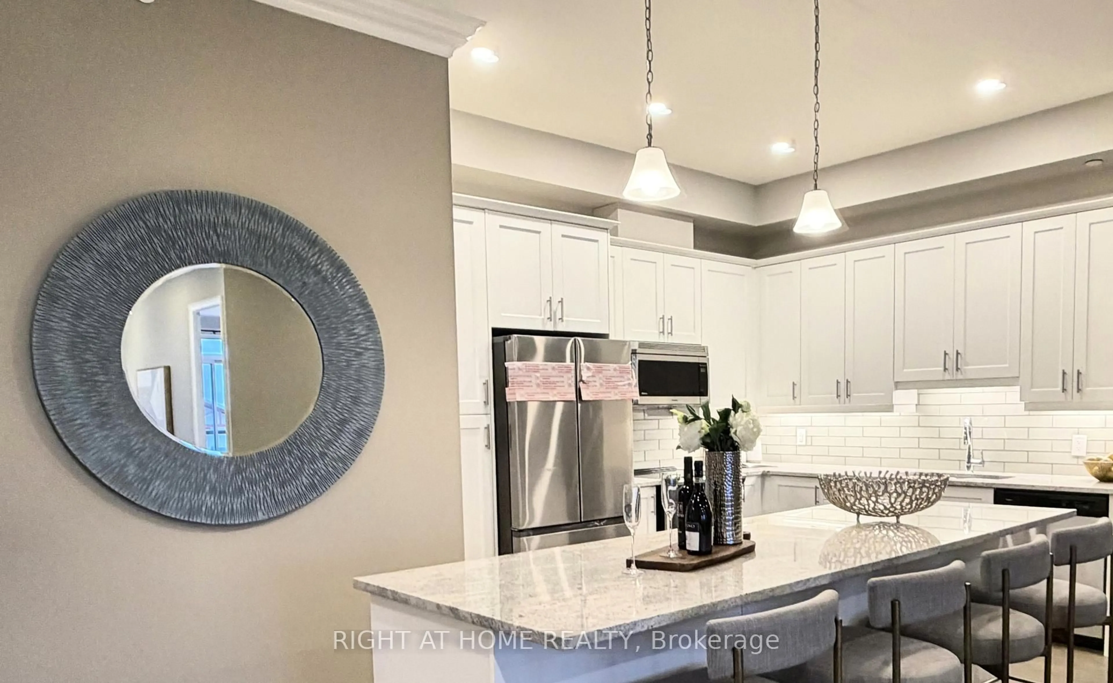 Open concept kitchen, ceramic/tile floor for 90 Orchard Point Rd #705, Orillia Ontario L3V 8K4