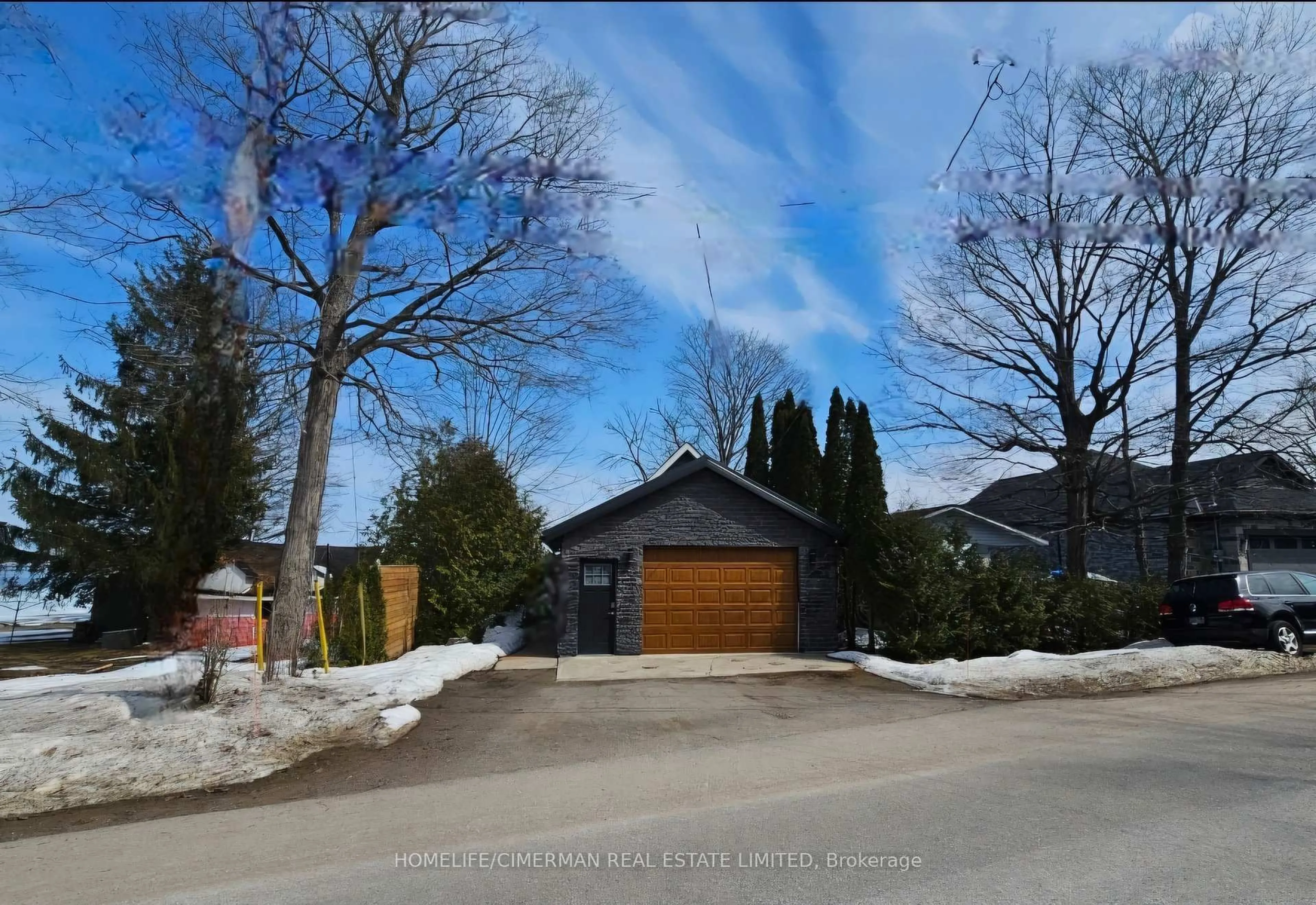 A pic from outside/outdoor area/front of a property/back of a property/a pic from drone, street for 314 Robins Point Rd, Tay Ontario L0K 2A0