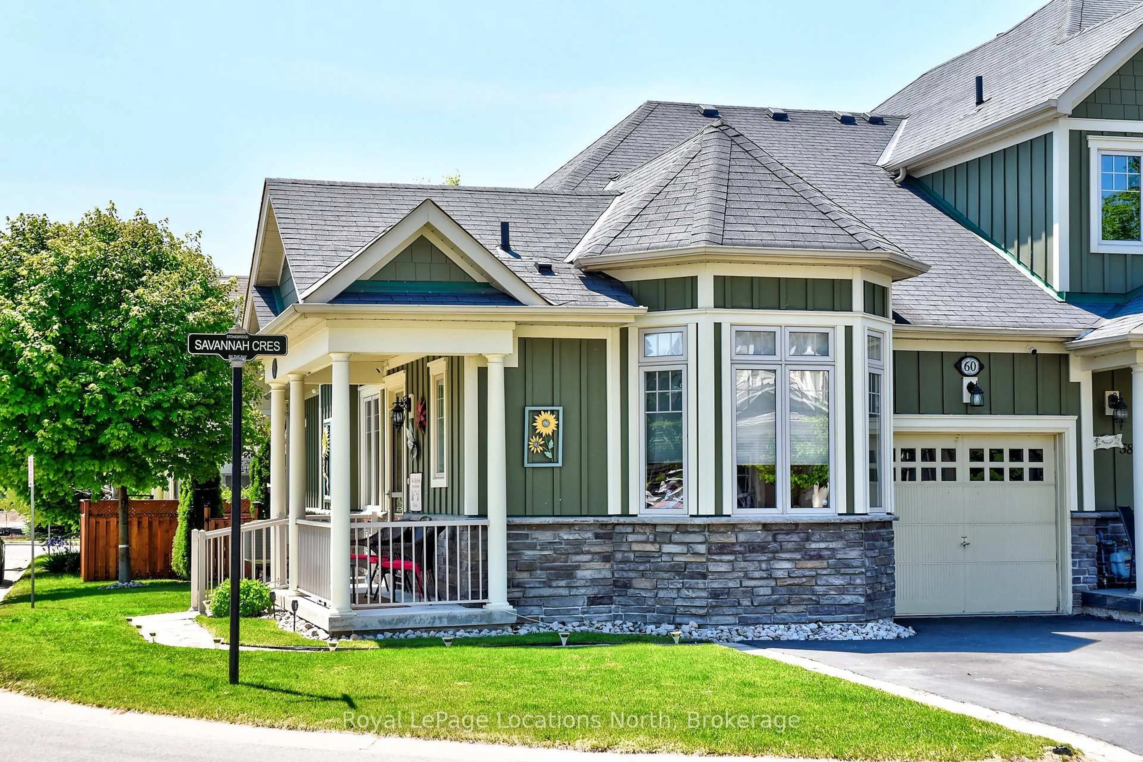 Home with brick exterior material, street for 60 SAVANNAH Cres, Wasaga Beach Ontario L9Z 0E7