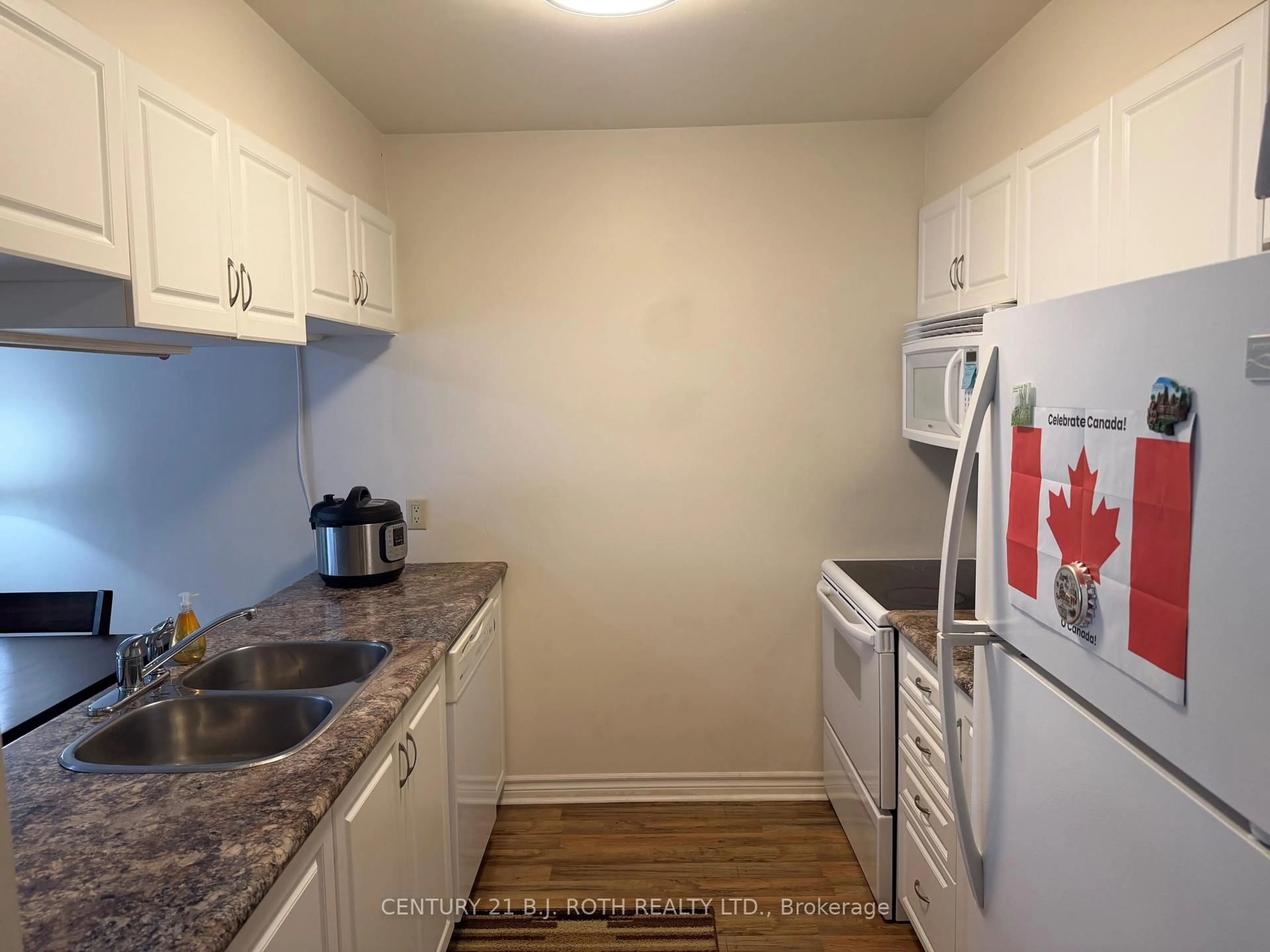Standard kitchen, unknown for 51 Laguna Pkwy #16, Ramara Ontario L0K 1B0