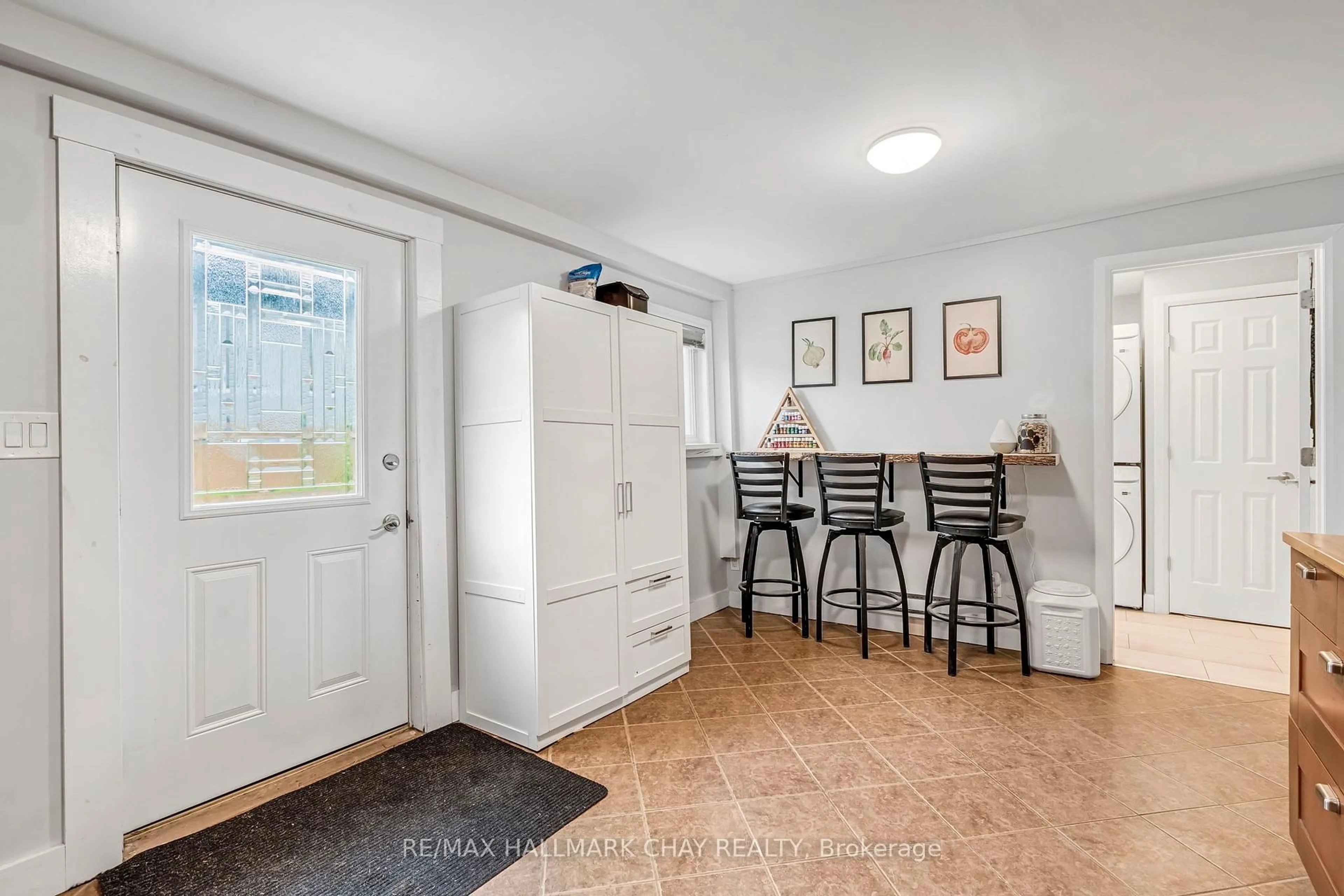 Unknown for 479 Margaret St, Tay Ontario L0K 1R0