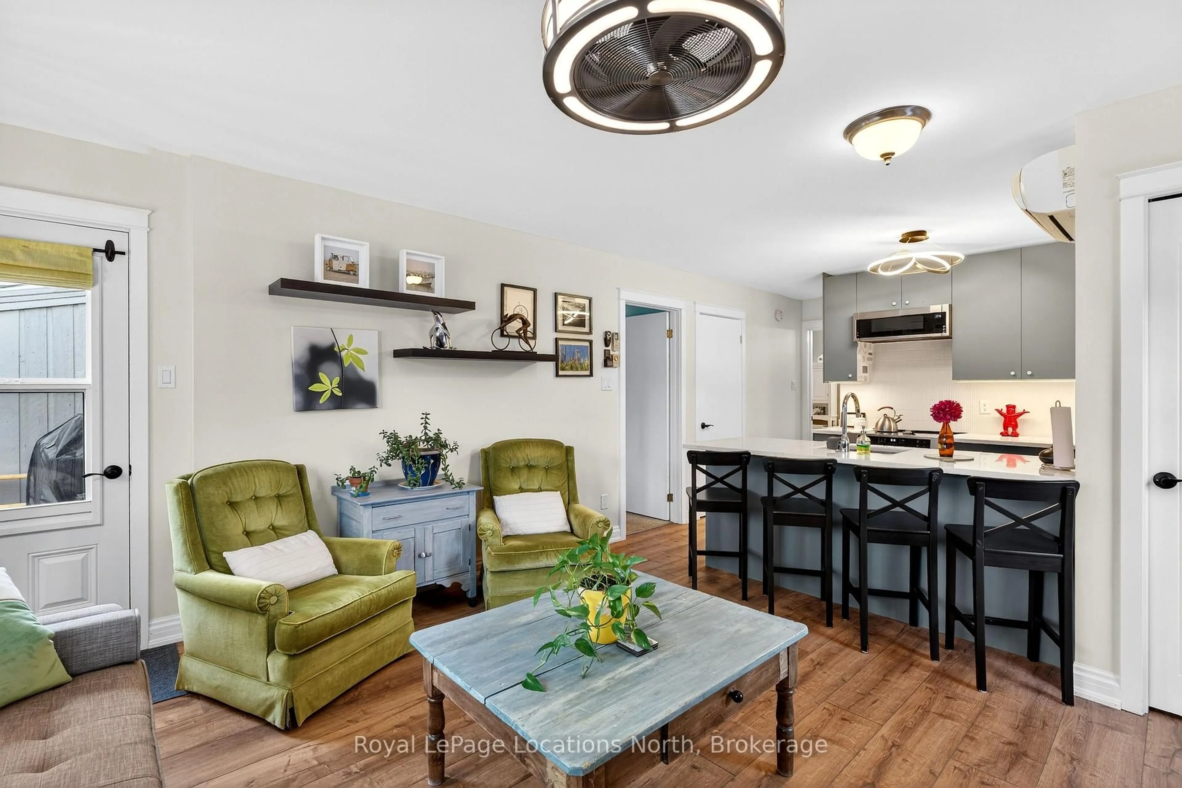 Open concept kitchen, unknown for 23 Dawson Dr #91, Collingwood Ontario L9Y 5B4