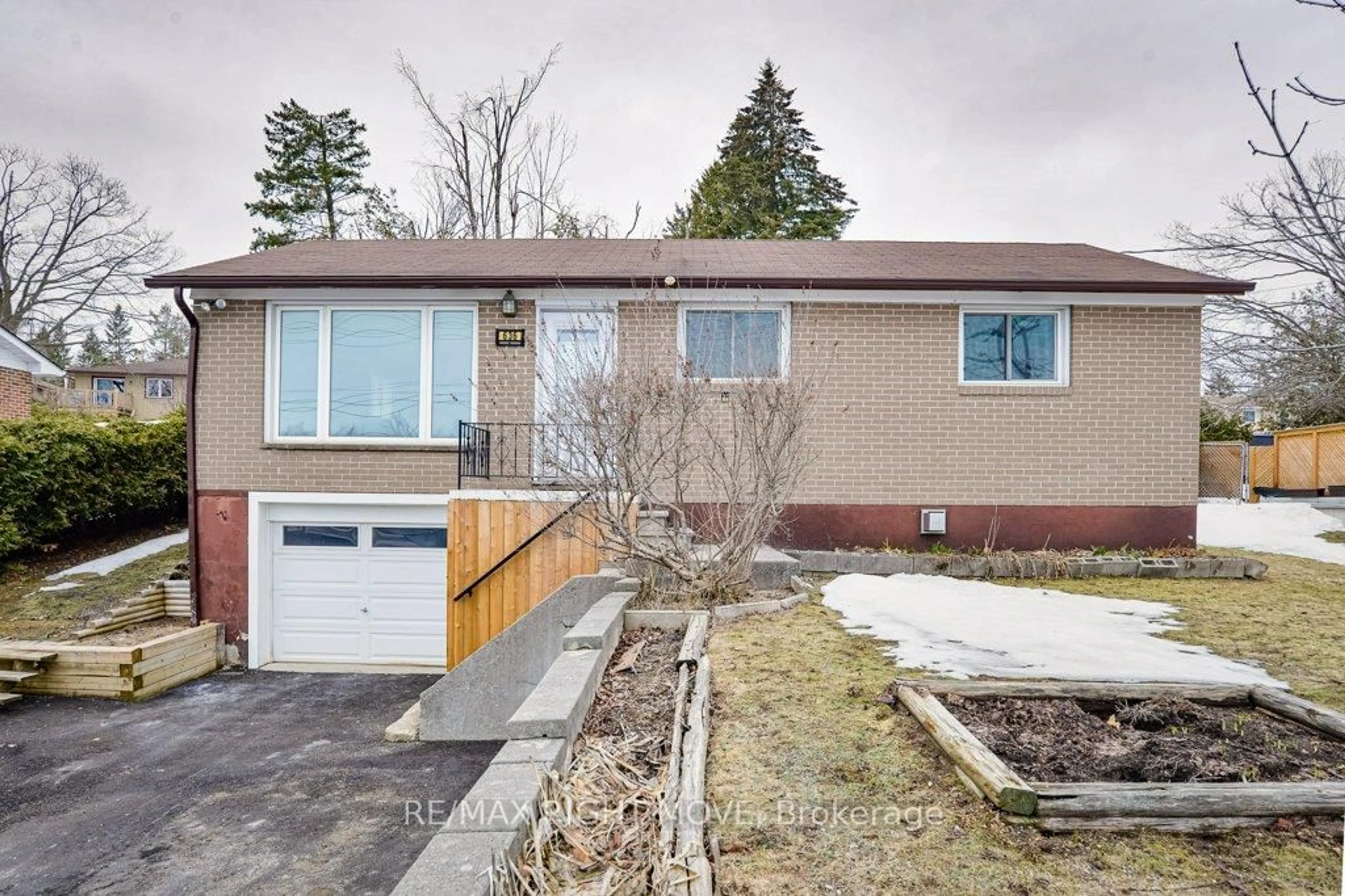 Home with brick exterior material, street for 636 Mississaga St, Orillia Ontario L3V 3C6