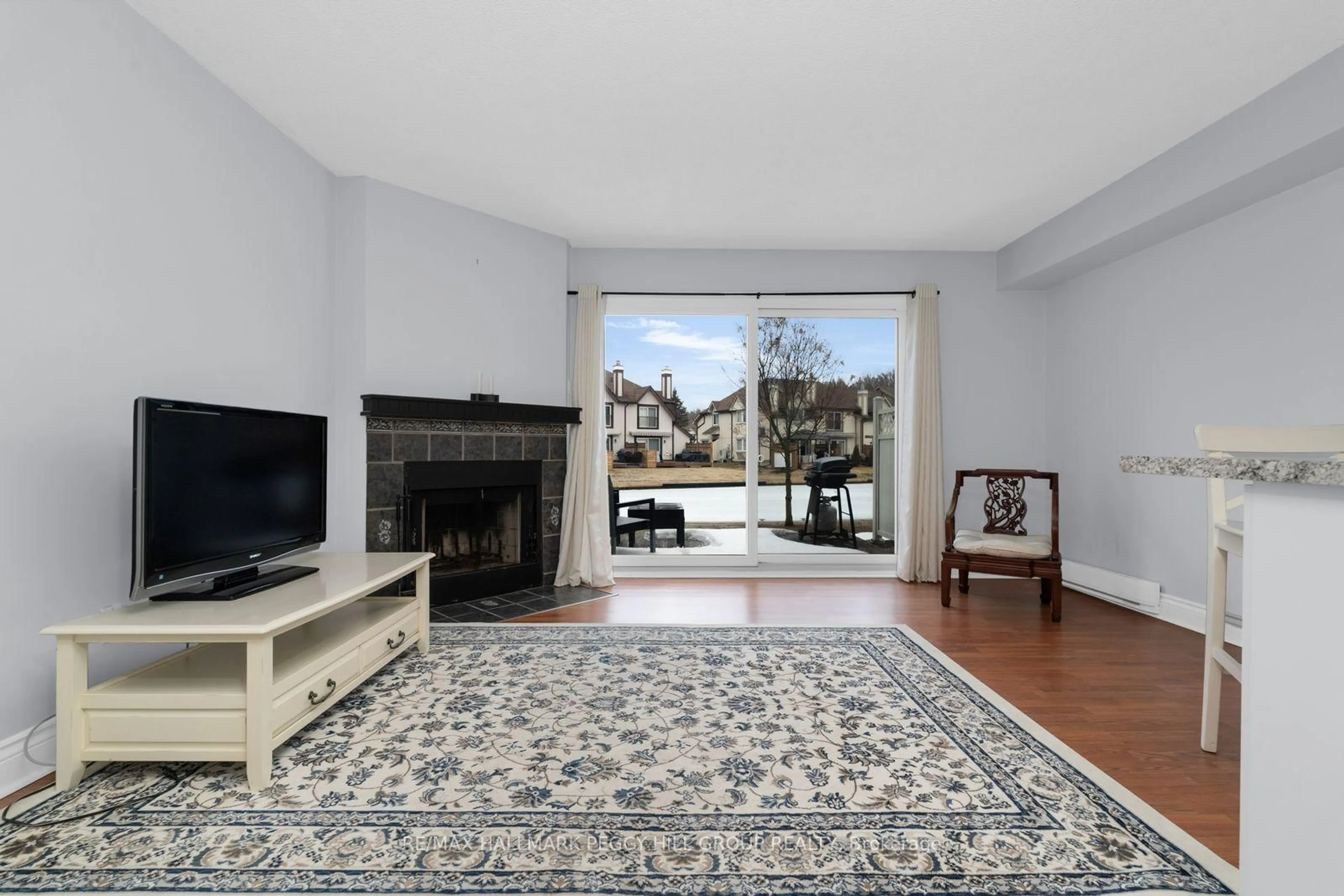 Living room with furniture, unknown for 11 Laguna Pkwy #4, Ramara Ontario L0K 1B0