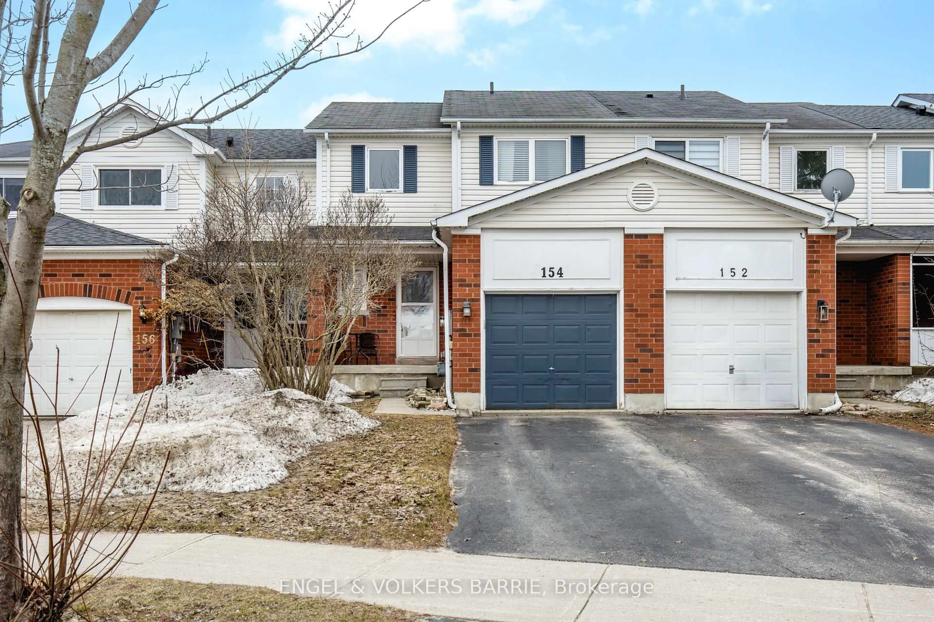 Home with brick exterior material, street for 154 PICKETT Cres, Barrie Ontario L4N 8C2