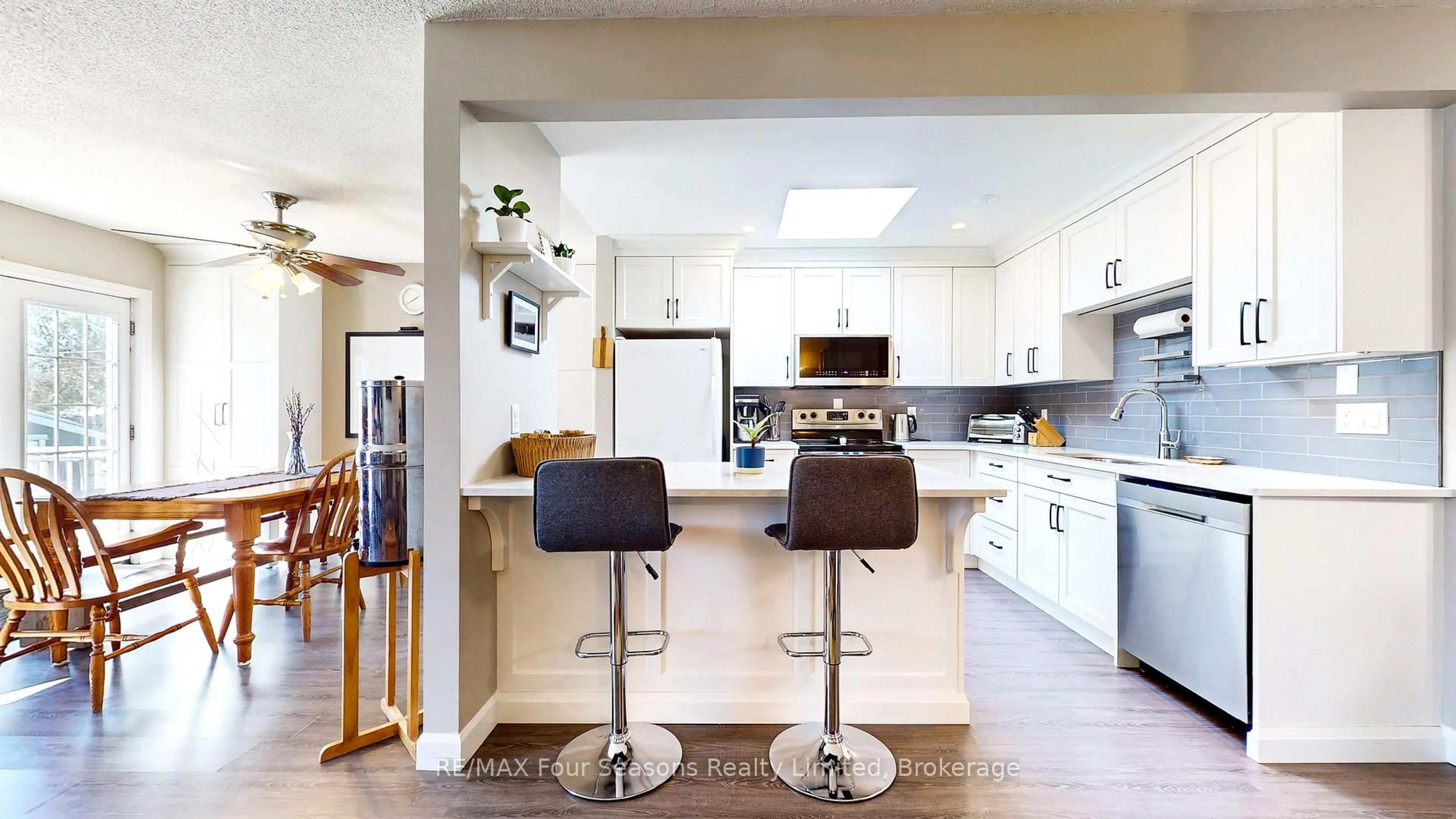 Contemporary kitchen, ceramic/tile floor for 74 Telfer Rd, Collingwood Ontario L9Y 4S2