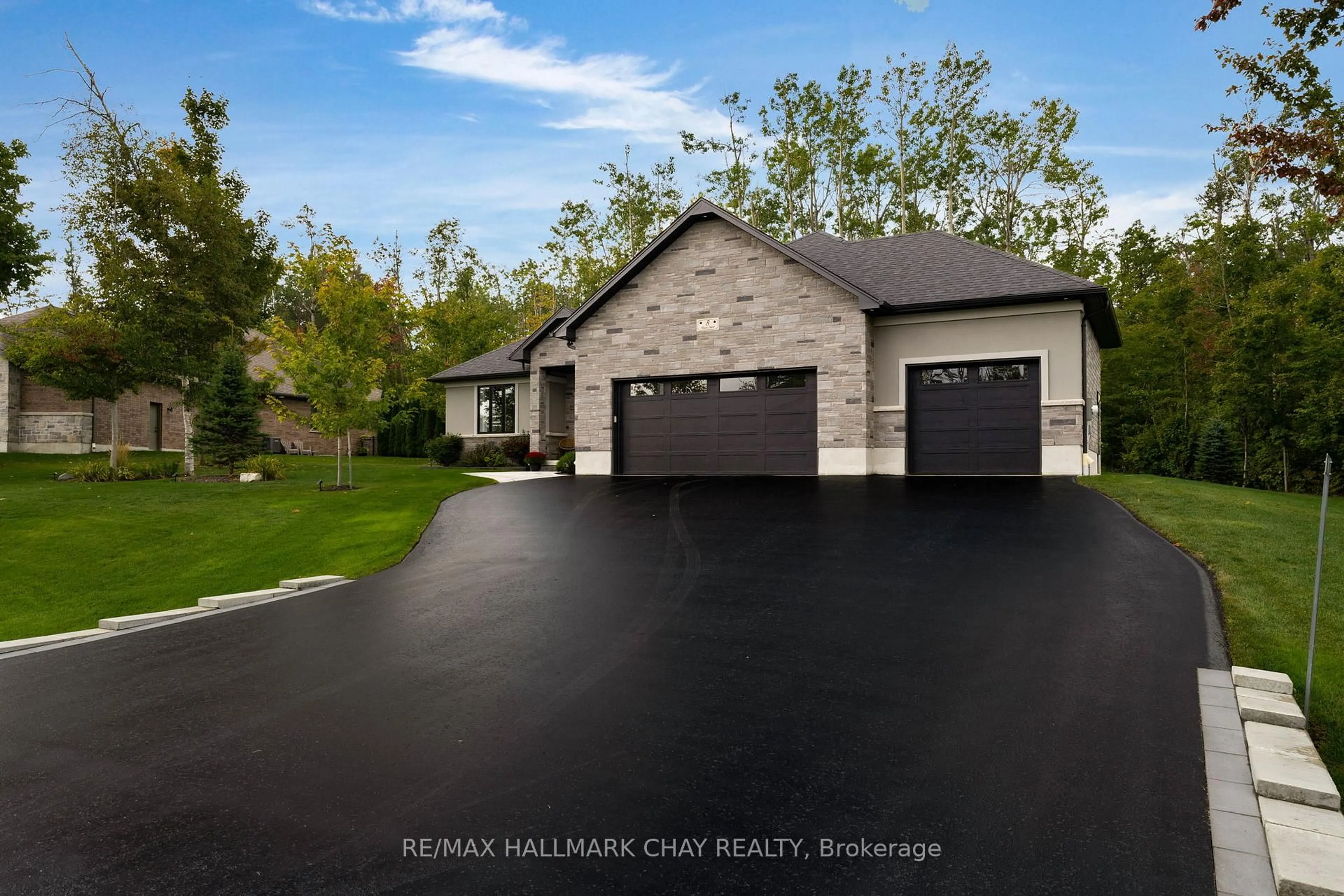 Unknown for 8 BYERS St, Springwater Ontario L9X 2A3