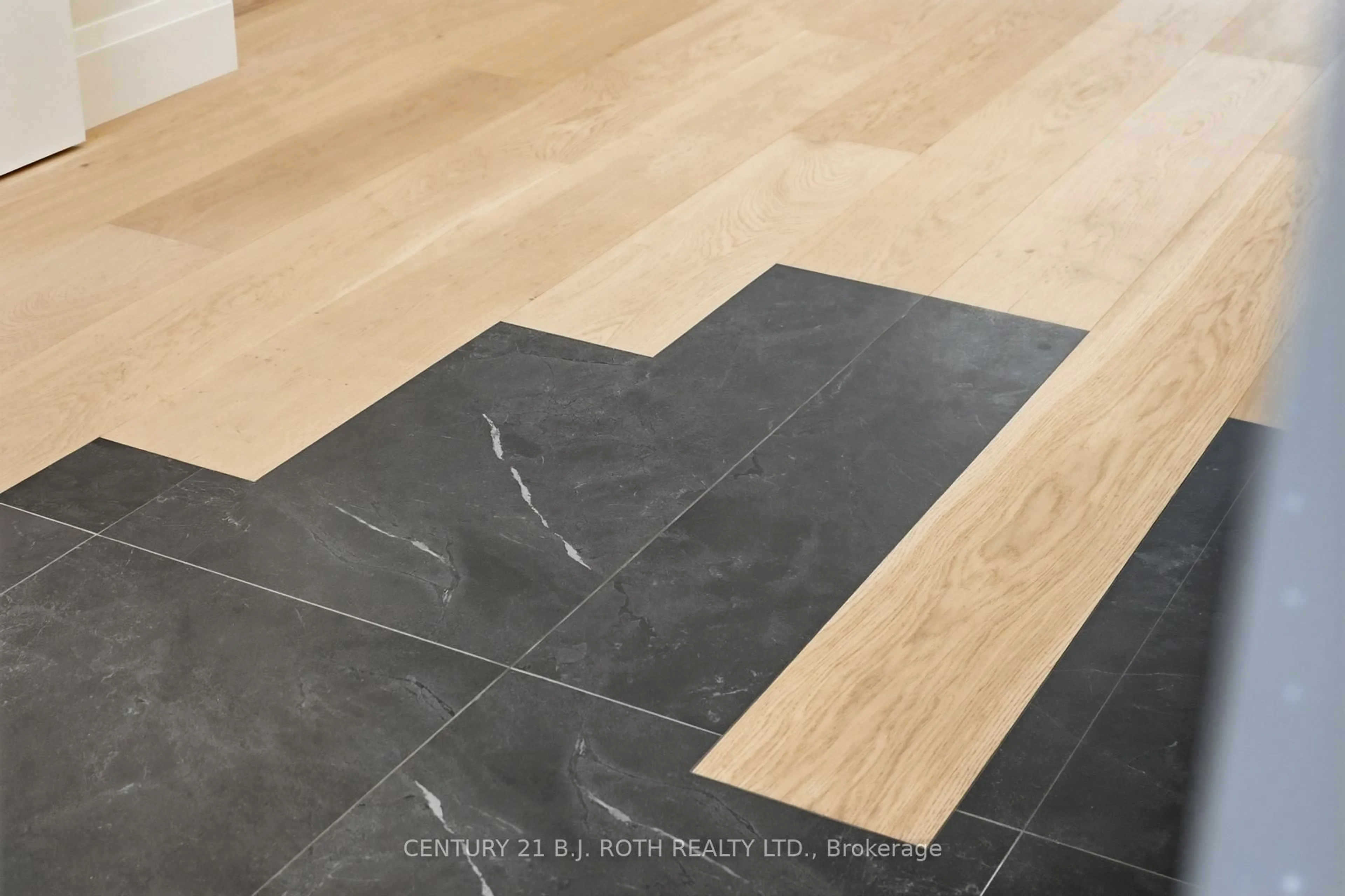 Unknown for 31 Marni Lane, Springwater Ontario L0L 2K0