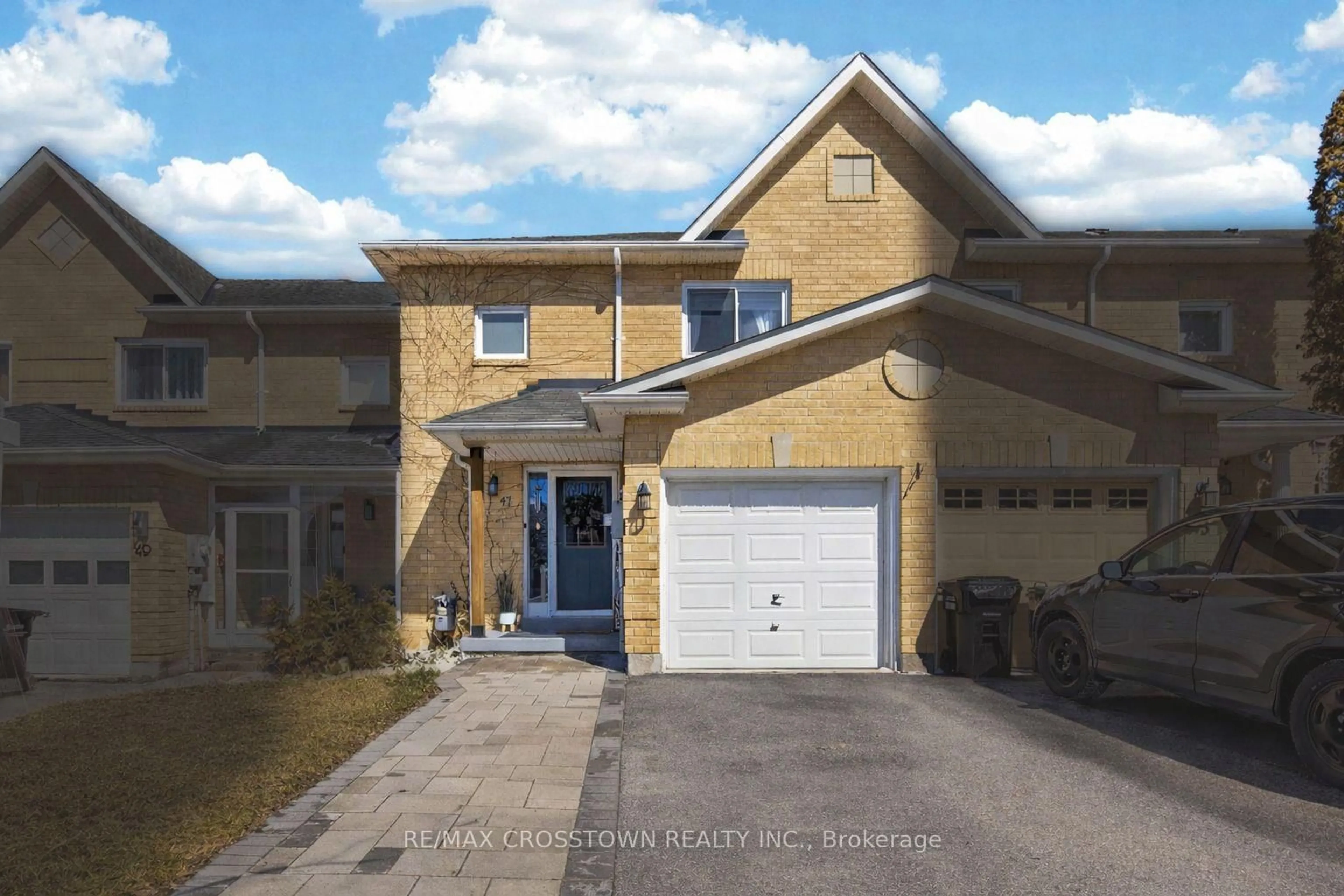 Home with brick exterior material, street for 47 Lyfytt Cres, Barrie Ontario L4N 7X5