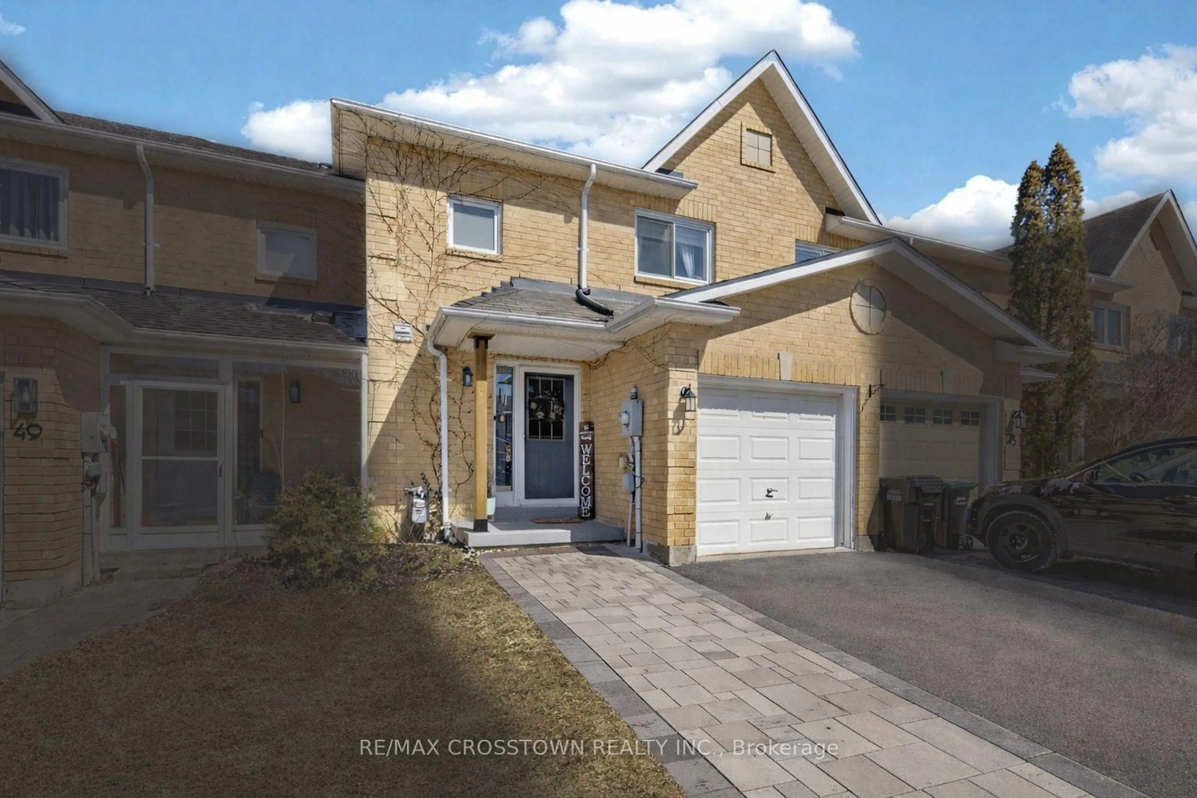 Home with brick exterior material, street for 47 Lyfytt Cres, Barrie Ontario L4N 7X5