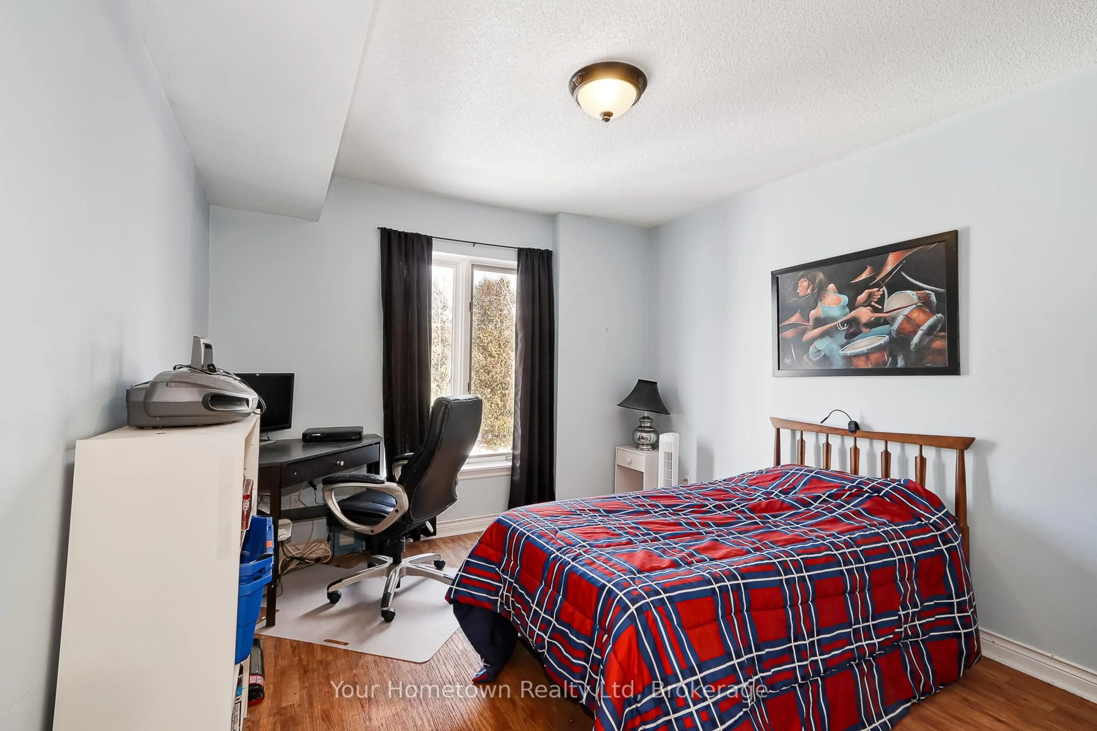 A pic of a room for 10 Mulligan Lane #9, Wasaga Beach Ontario L9Z 1C4