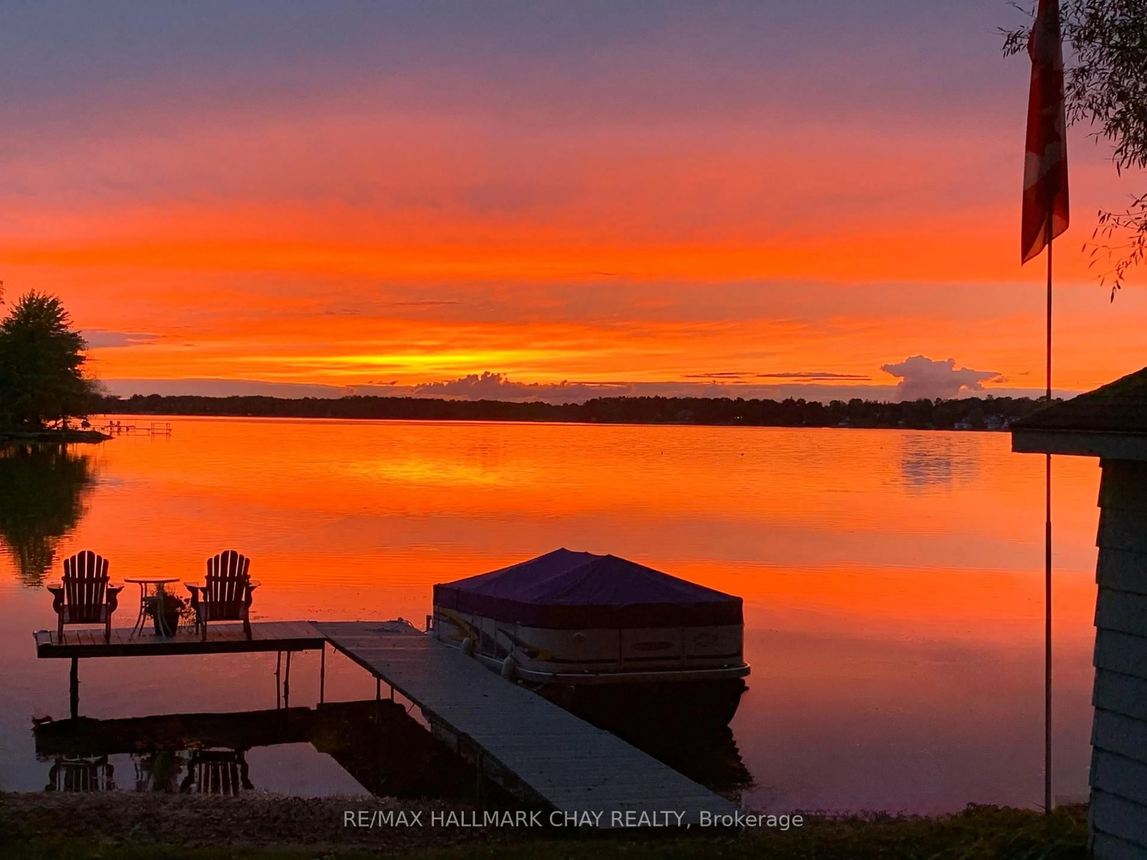 Blurry image for 4350 Plum Point Rd, Ramara Ontario L3V 6H7