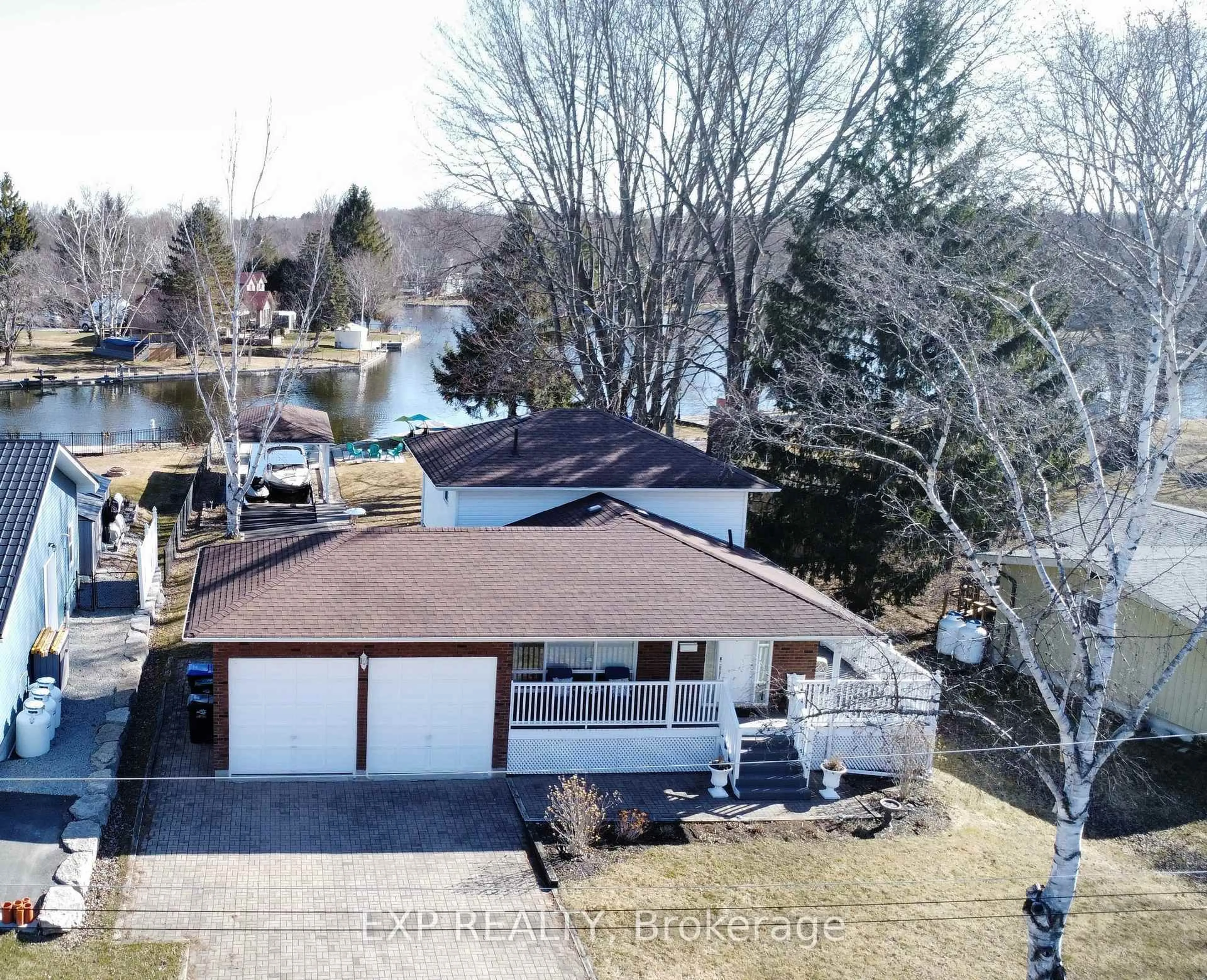 A pic from outside/outdoor area/front of a property/back of a property/a pic from drone, water/lake/river/ocean view for 25 Turtle Path, Ramara Ontario L0K 1B0