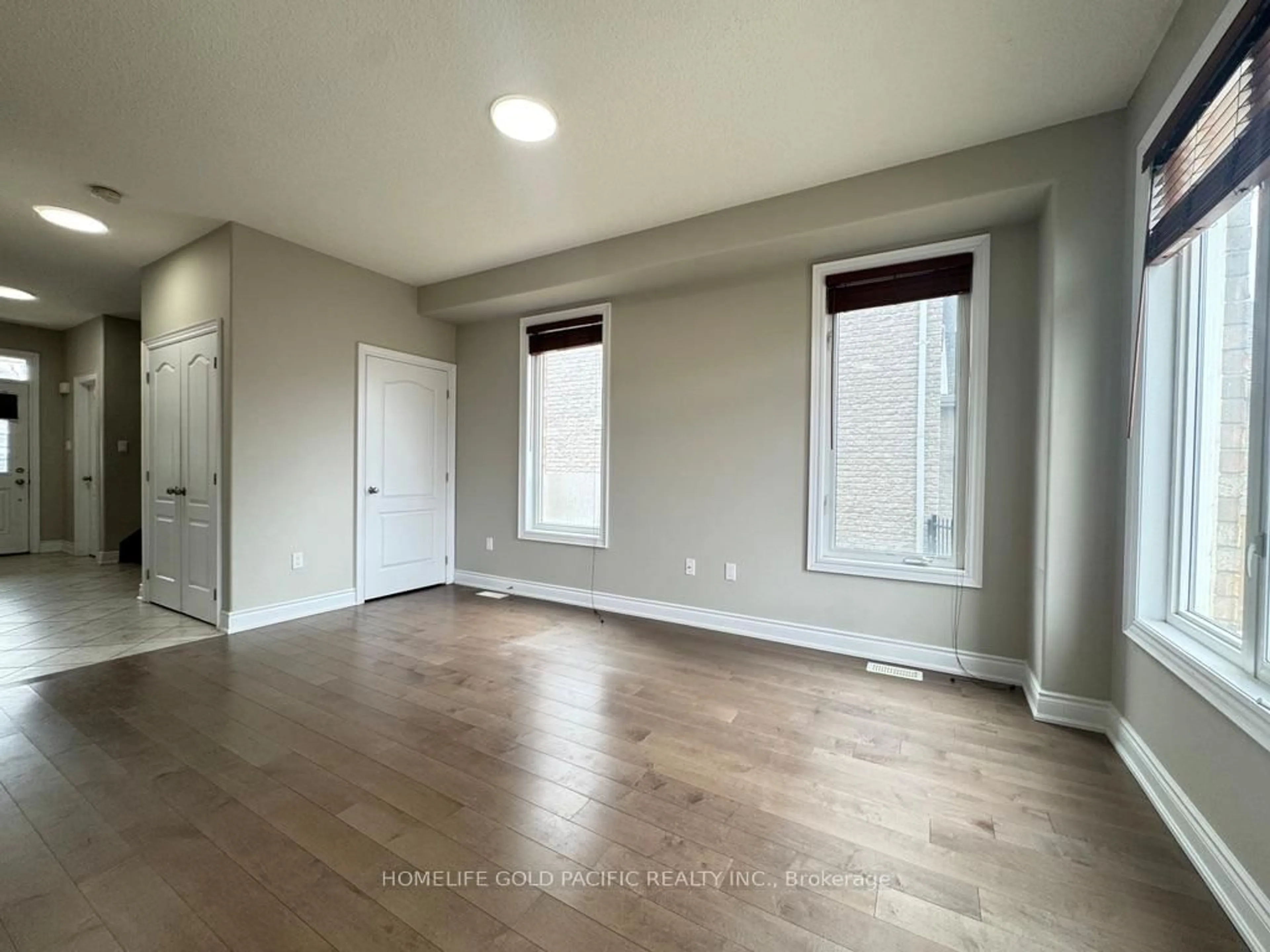 A pic of a room for 86 Nathan Cres, Barrie Ontario L4N 0S2