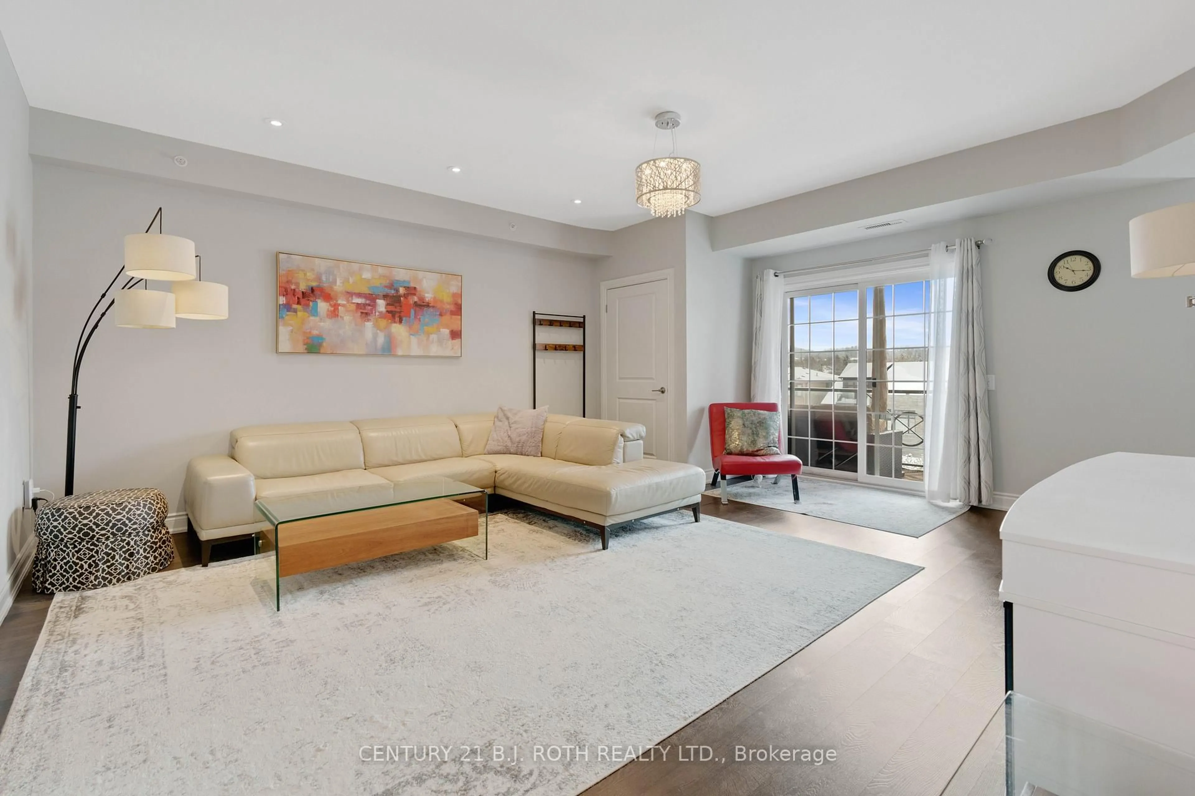 Living room with furniture, unknown for 5 GREENWICH St #301, Barrie Ontario L4N 7Y8