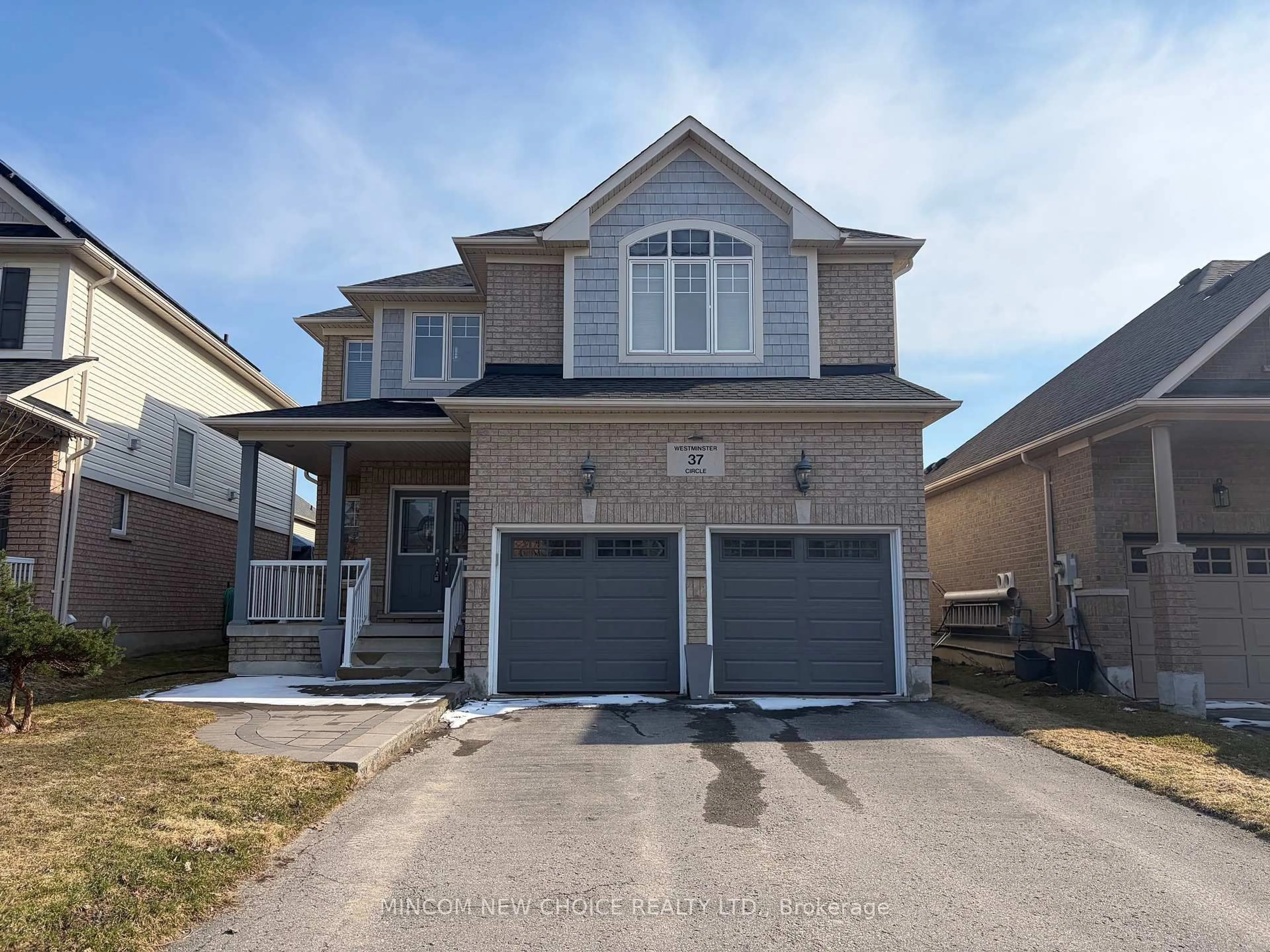 Home with brick exterior material, street for 37 Westminster Circ, Barrie Ontario L4M 0A4