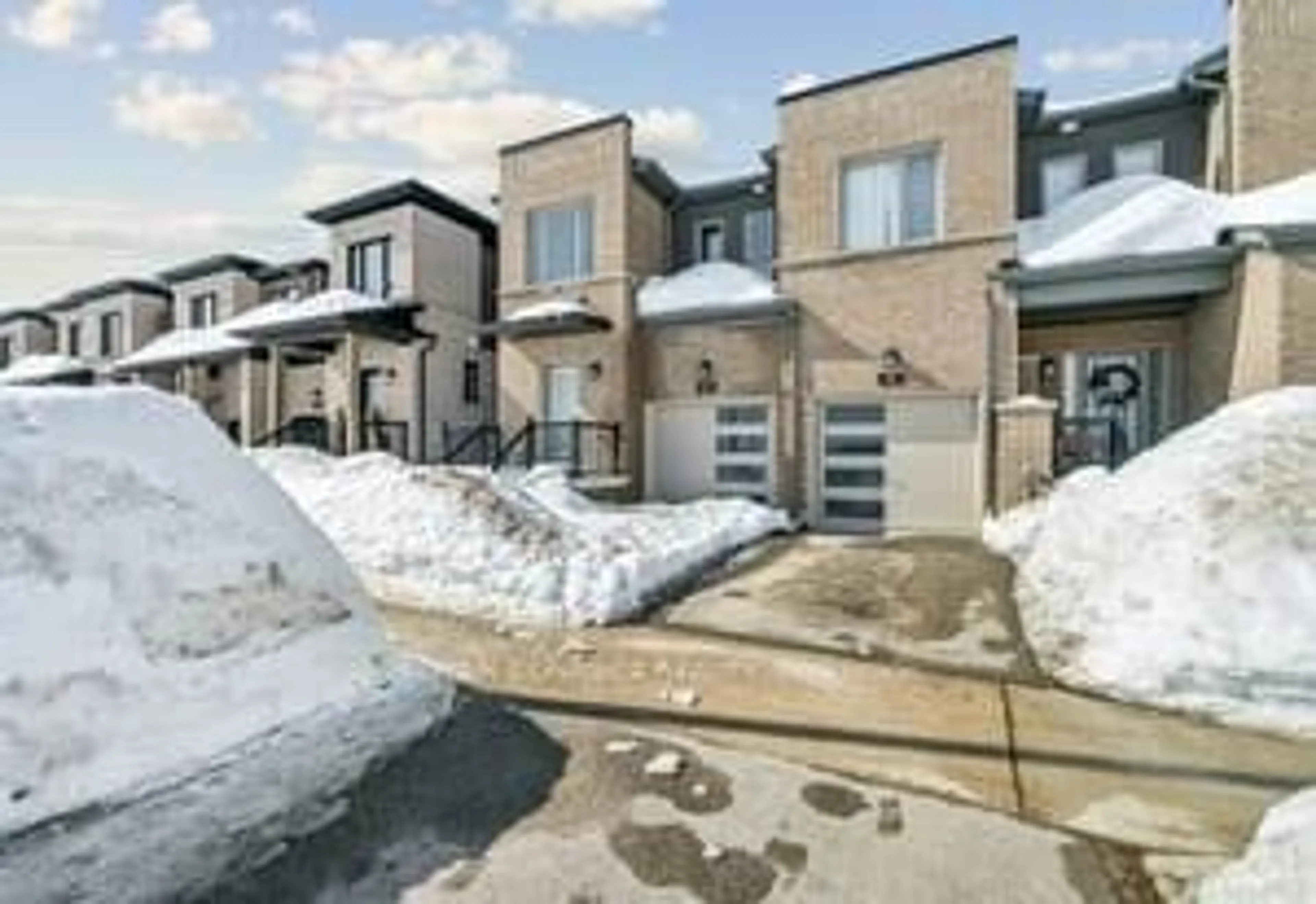 Unknown for 39 Turnberry Lane, Barrie Ontario L9J 0M8
