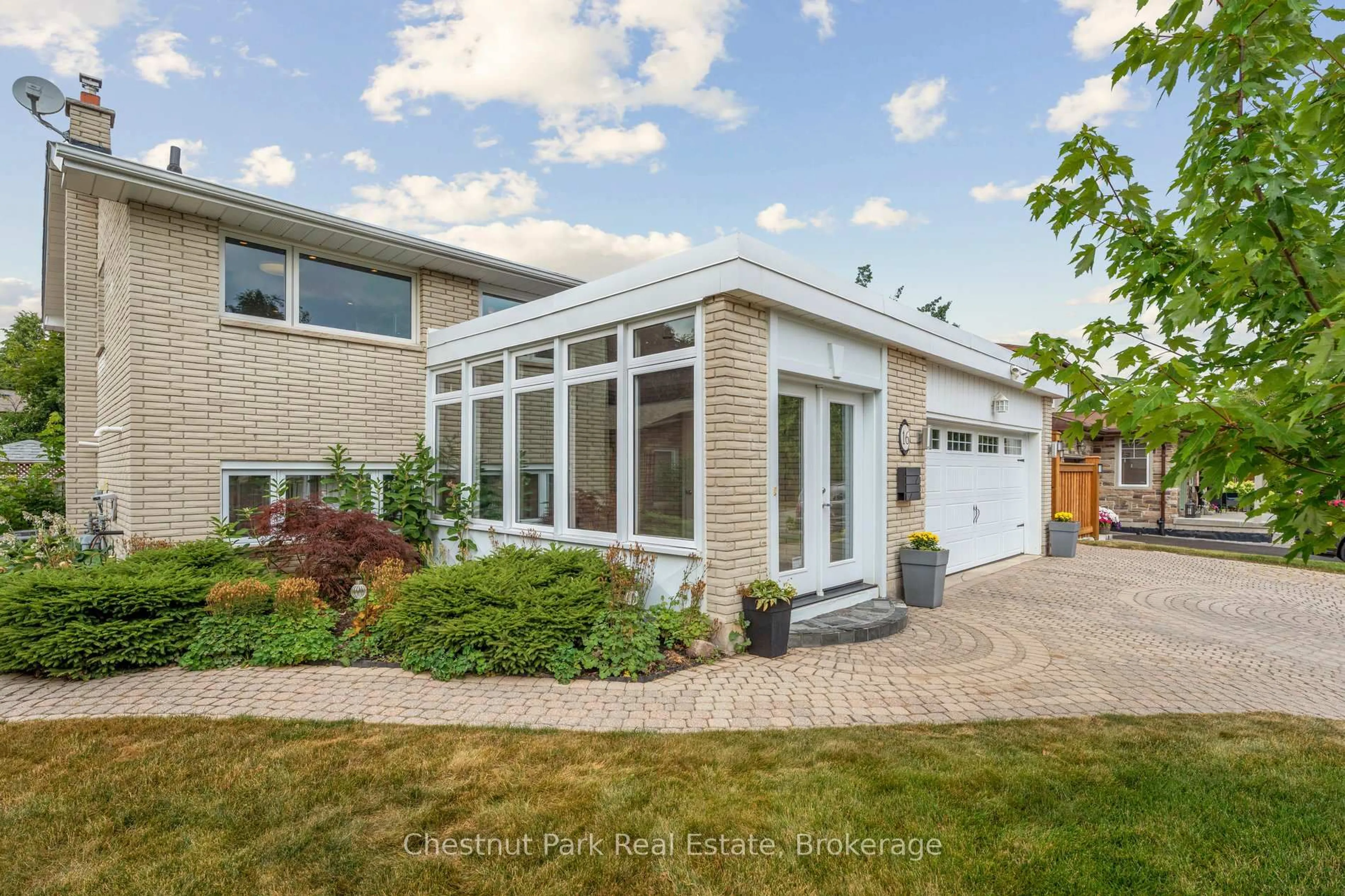 Home with brick exterior material, street for 16 Davies Cres, Barrie Ontario L4M 2M3