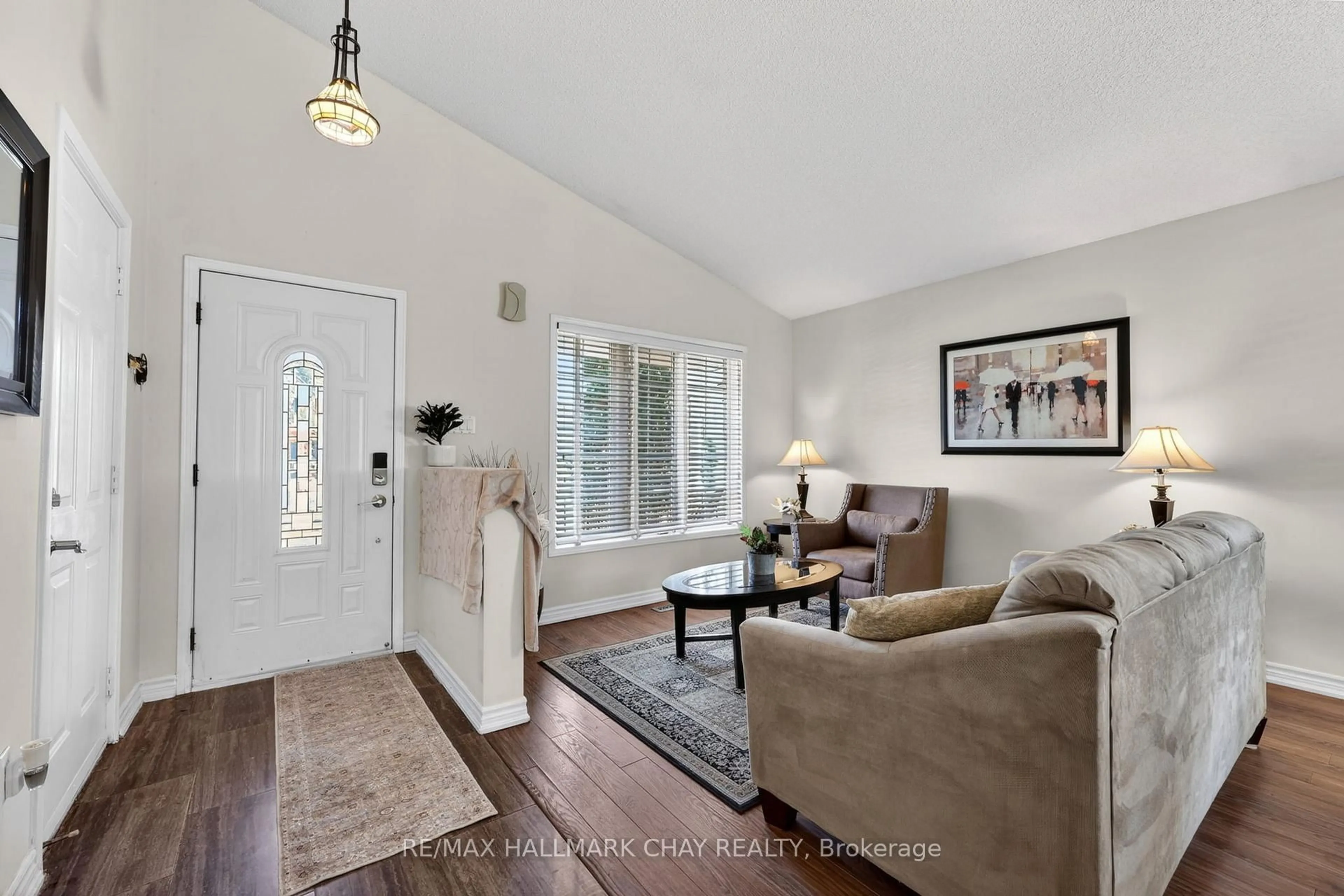 Unknown for 62 Leggott Ave, Barrie Ontario L4N 8B1