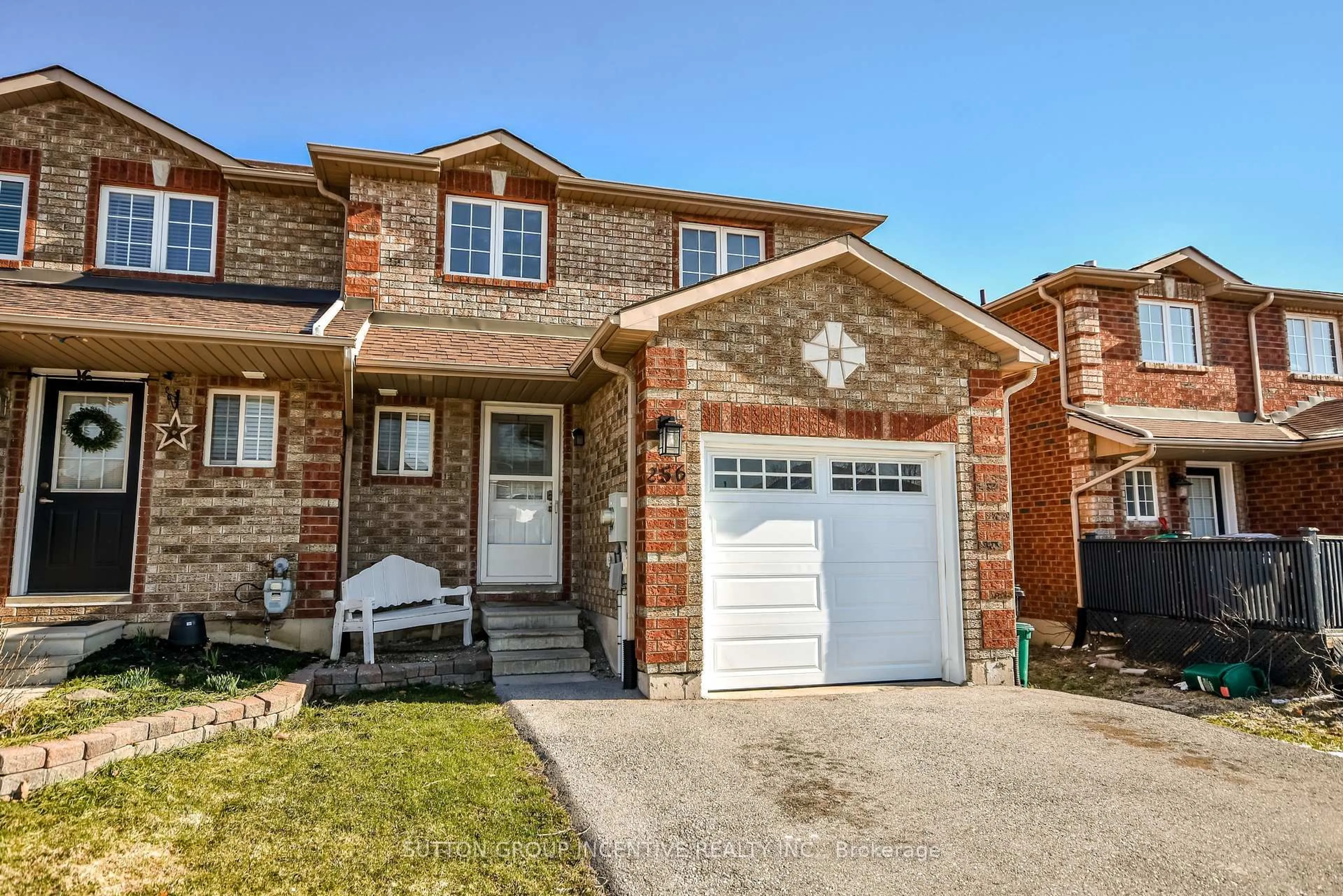 Home with brick exterior material, street for 256 Dunsmore Lane, Barrie Ontario L4M 7A7