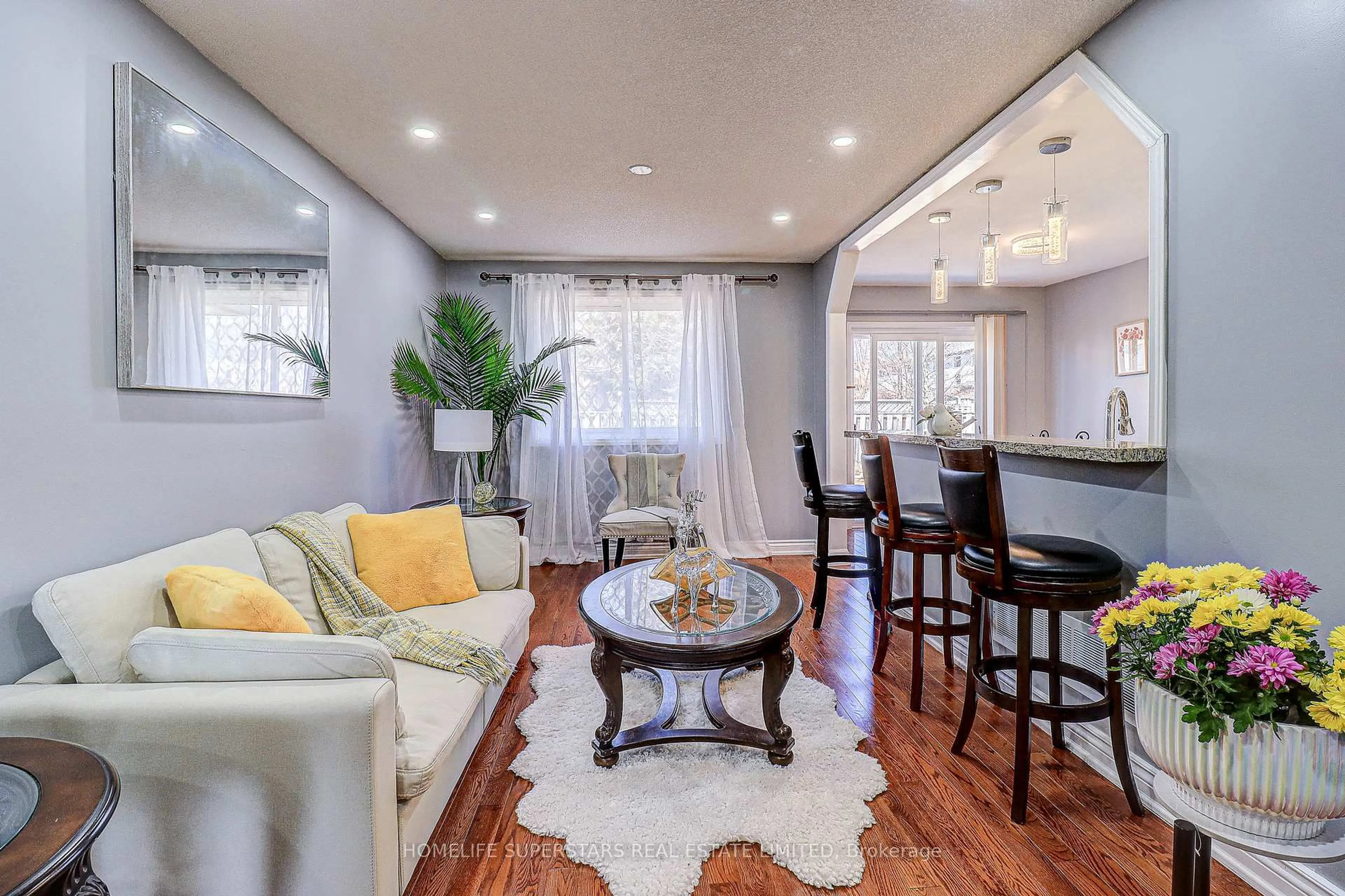 Living room with furniture, unknown for 191 Wessenger Dr, Barrie Ontario L4N 8N9