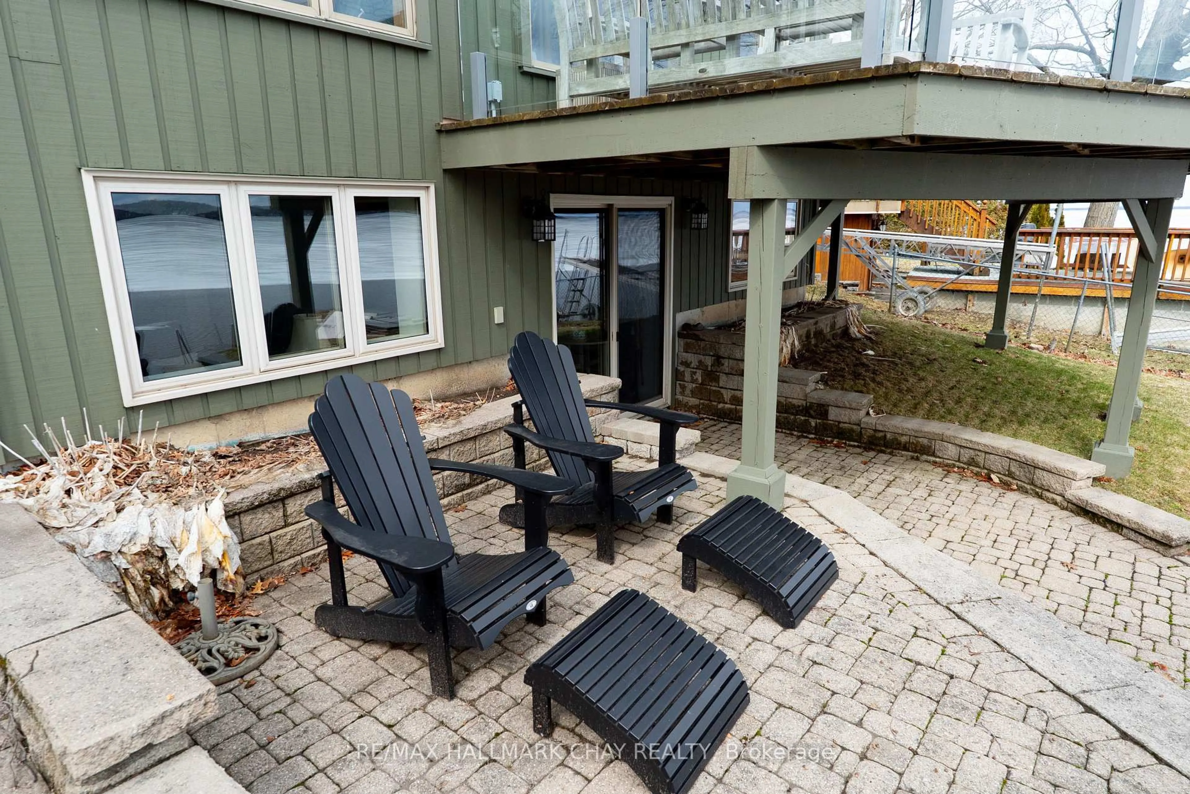 Patio, water/lake/river/ocean view for 431 Mundys Bay Rd, Midland Ontario L4R 5H1