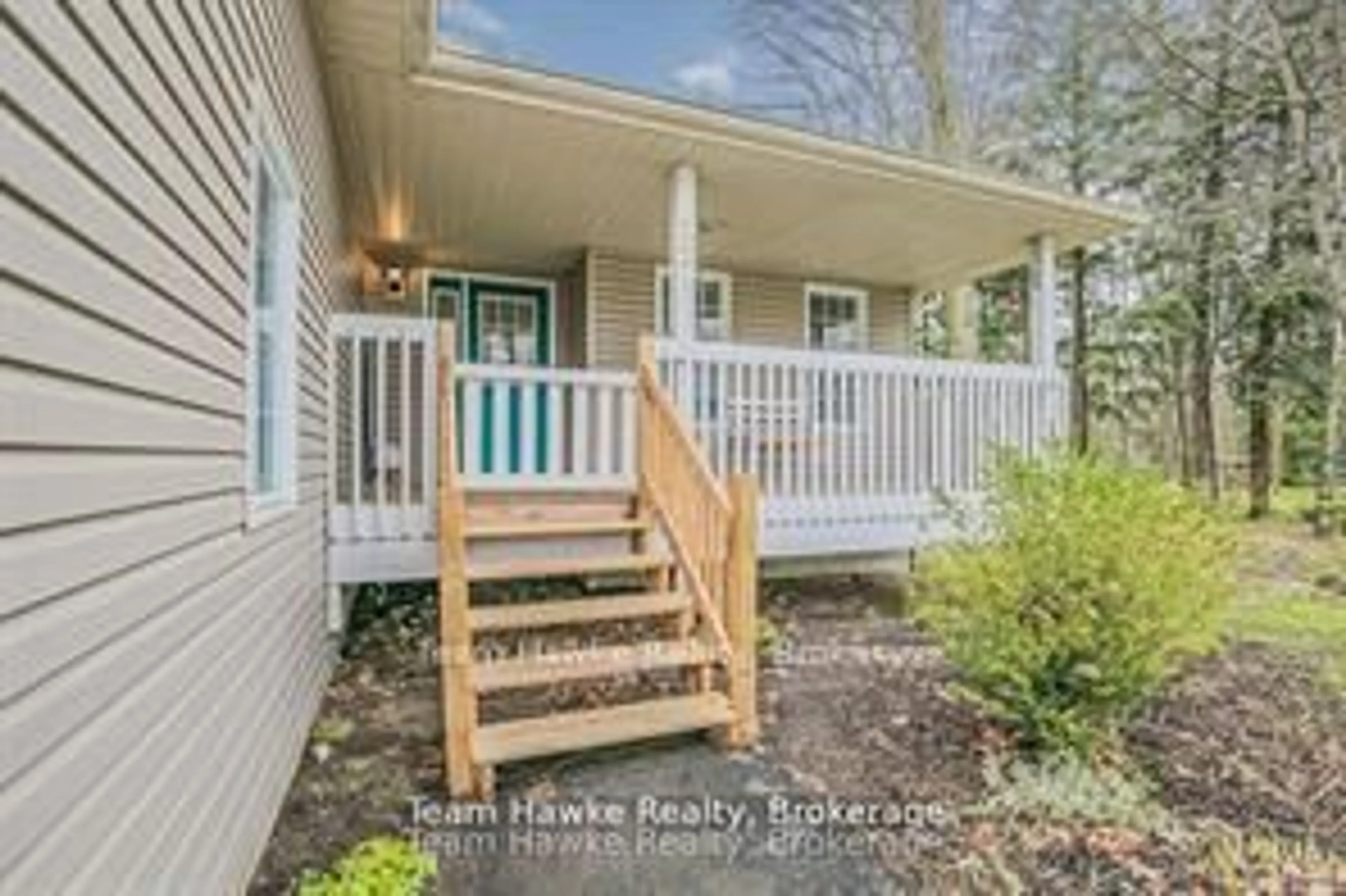 Unknown for 22 LAURIER Blvd, Tiny Ontario L9M 0J2