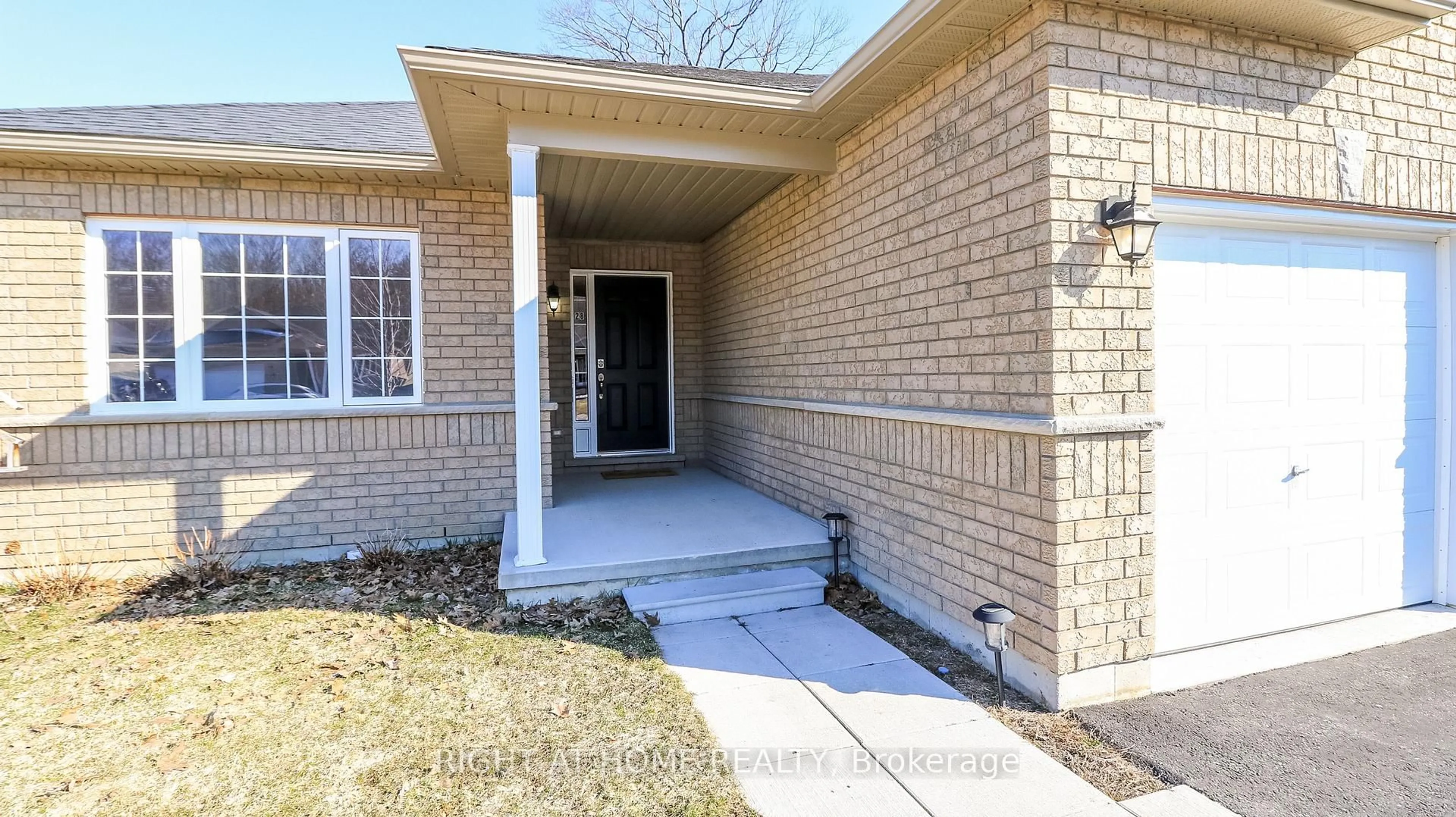 Home with brick exterior material, street for 28 Hunter Ave, Tay Ontario L0K 2A0