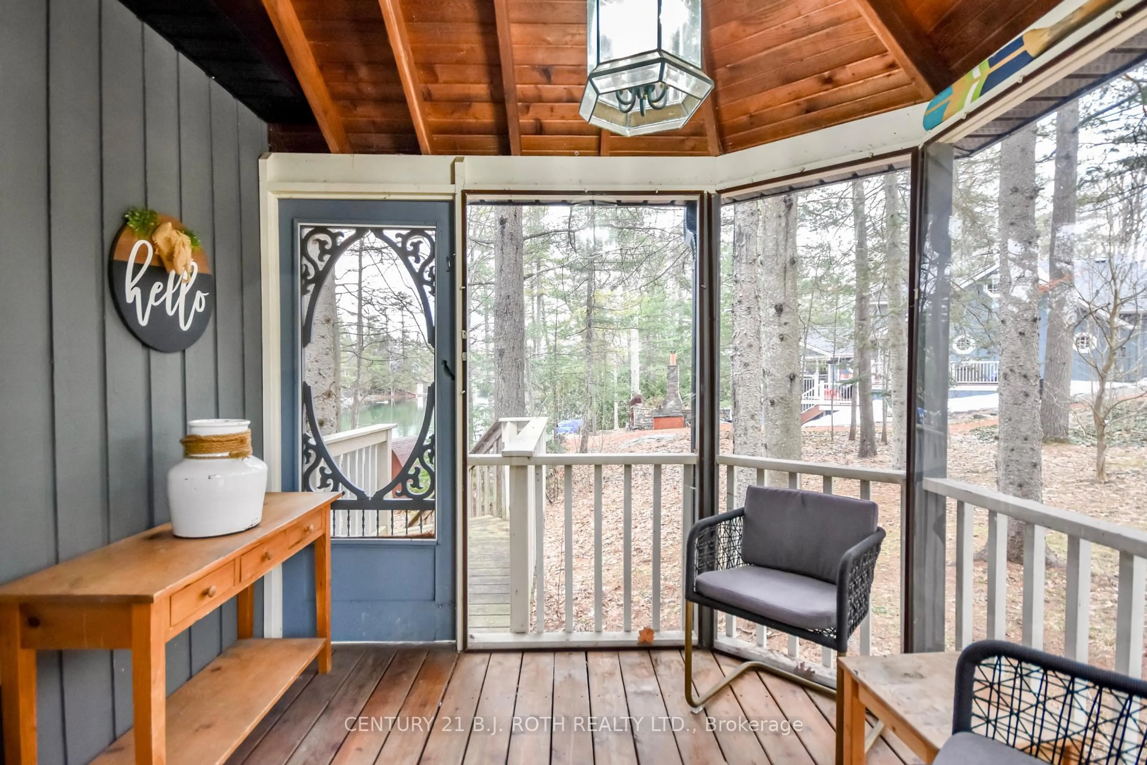 Patio, water/lake/river/ocean view for 7767 Oakridge Dr, Ramara Ontario L0K 2B0