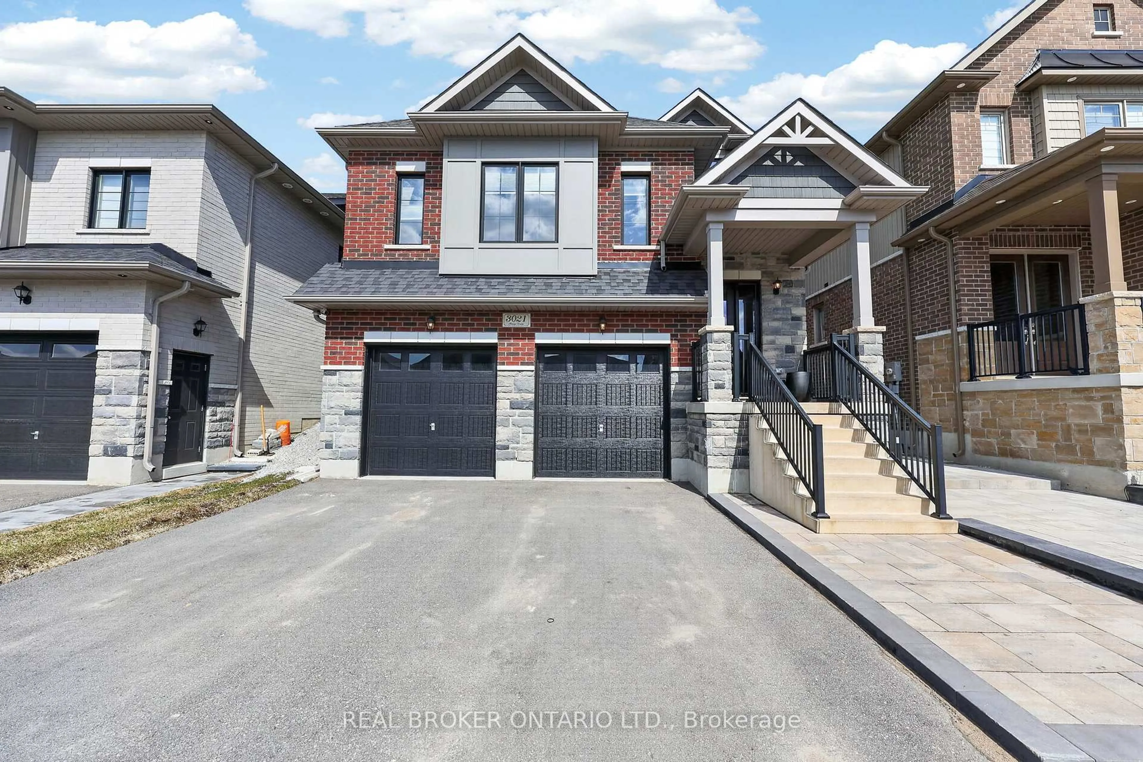 Home with brick exterior material, street for 3021 Sierra Dr, Orillia Ontario L3V 8L9