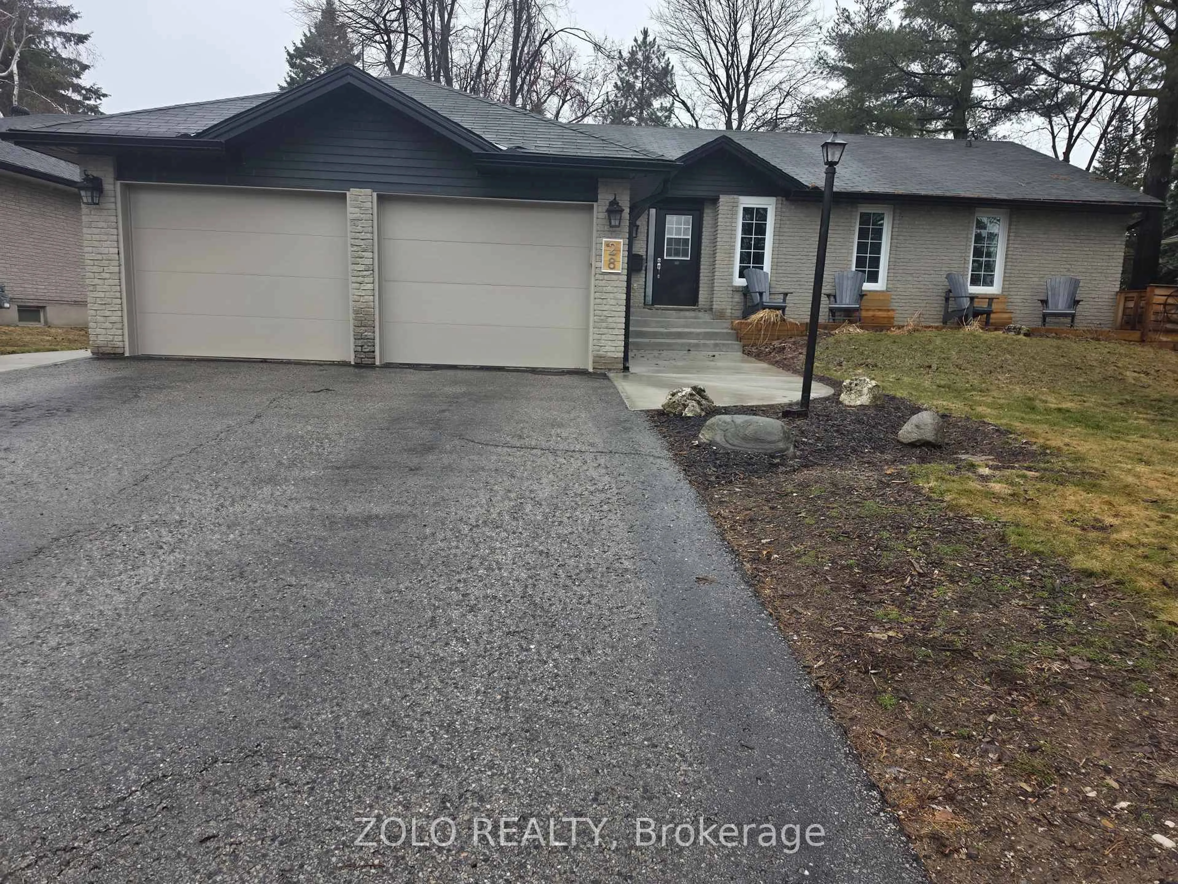 Unknown for 28 Broadmoor Ave, Barrie Ontario L4N 3M9