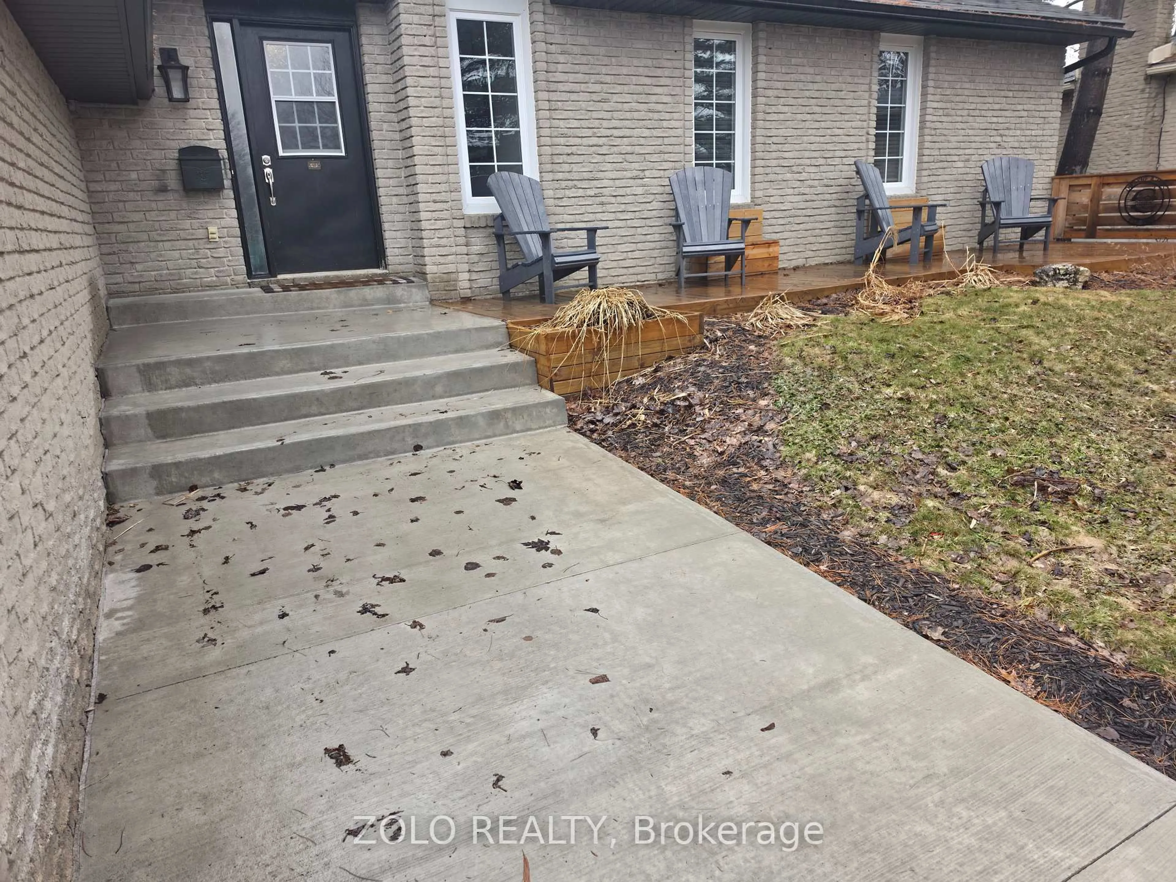 Unknown for 28 Broadmoor Ave, Barrie Ontario L4N 3M9