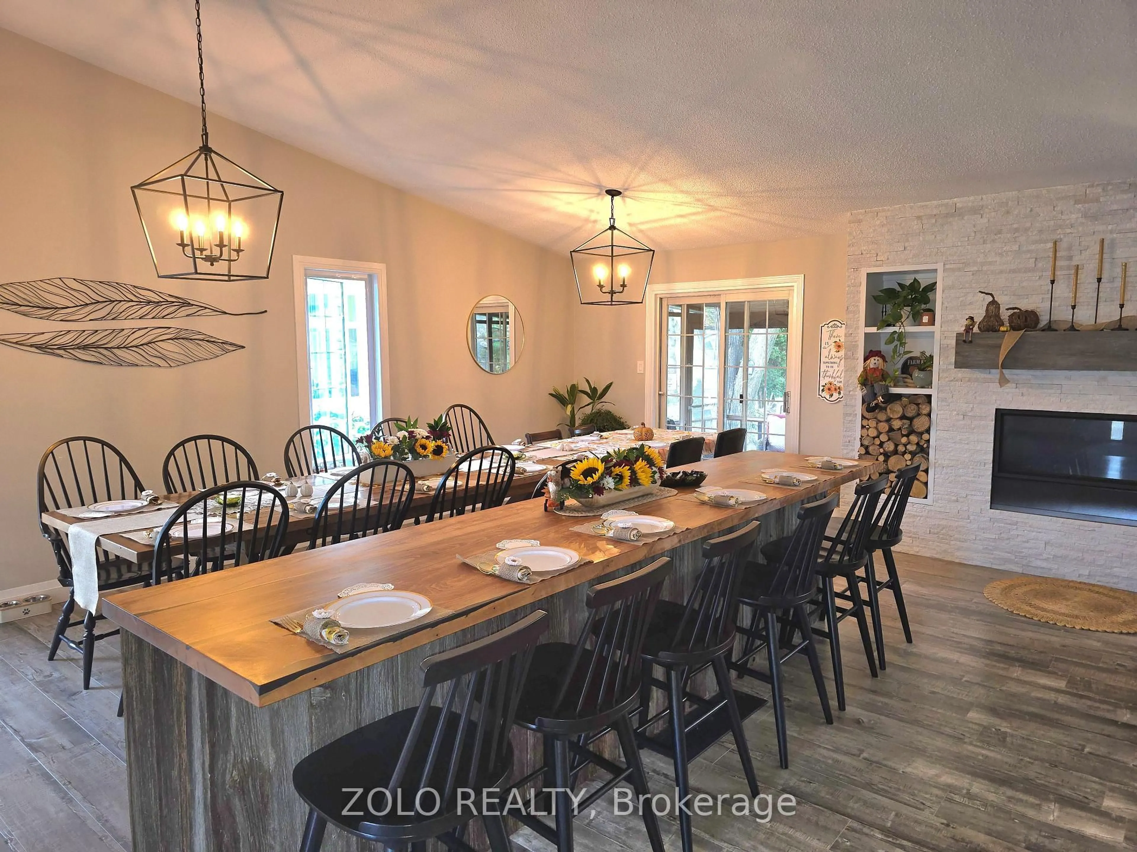 Dining room, unknown for 28 Broadmoor Ave, Barrie Ontario L4N 3M9