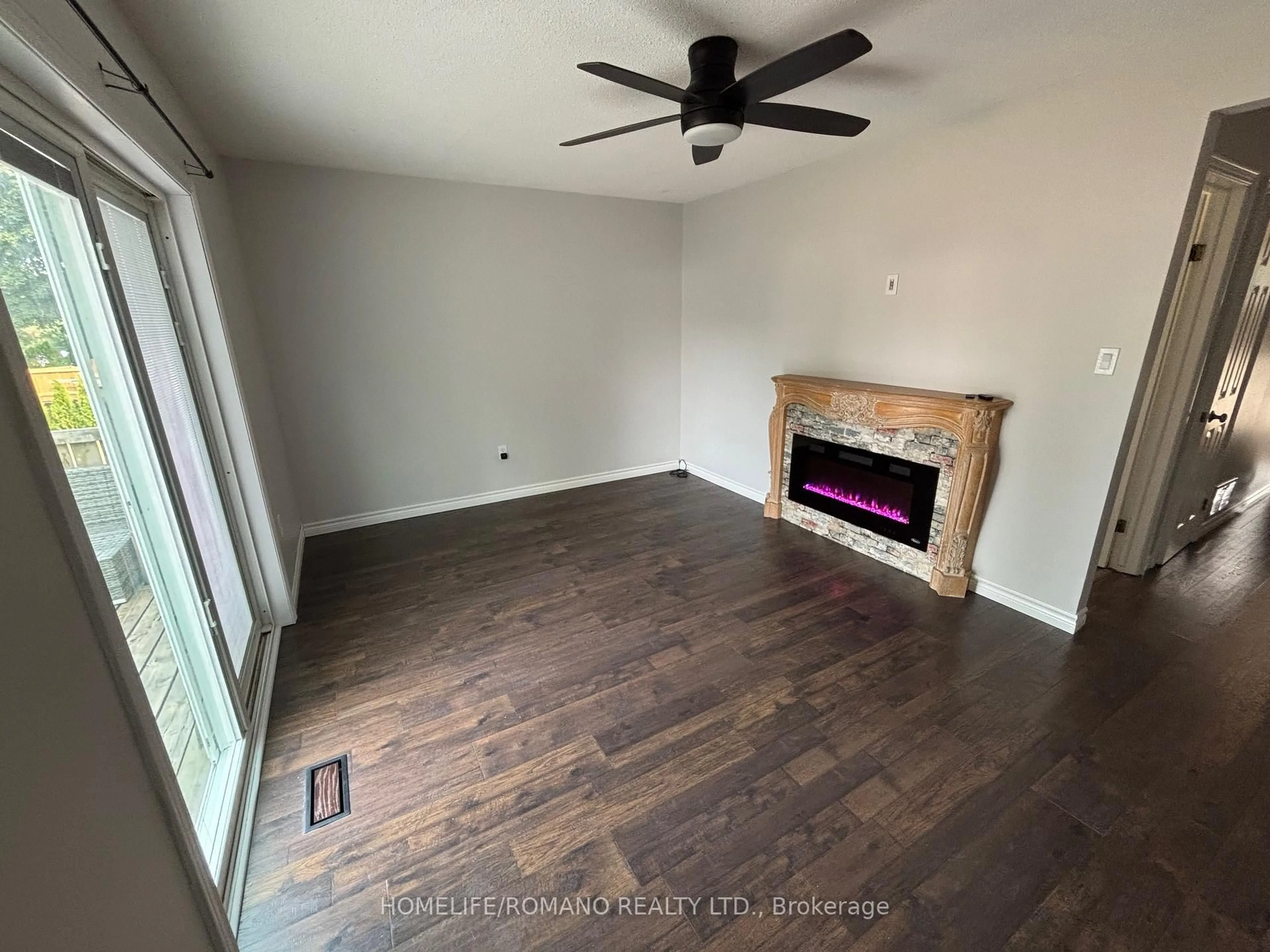 A pic of a room for 3345 Beckett Pl, Severn Ontario L3V 6H3