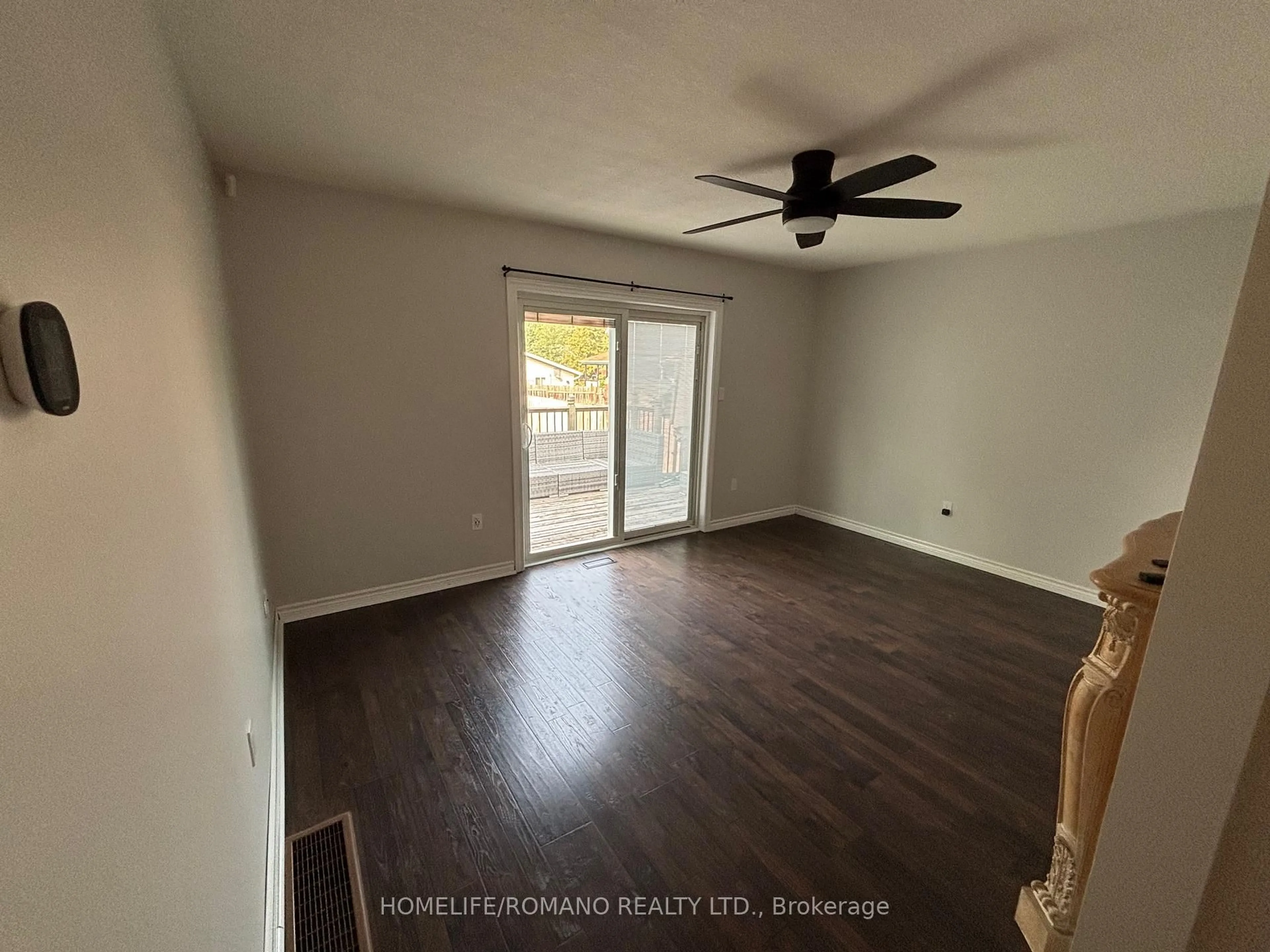 A pic of a room for 3345 Beckett Pl, Severn Ontario L3V 6H3