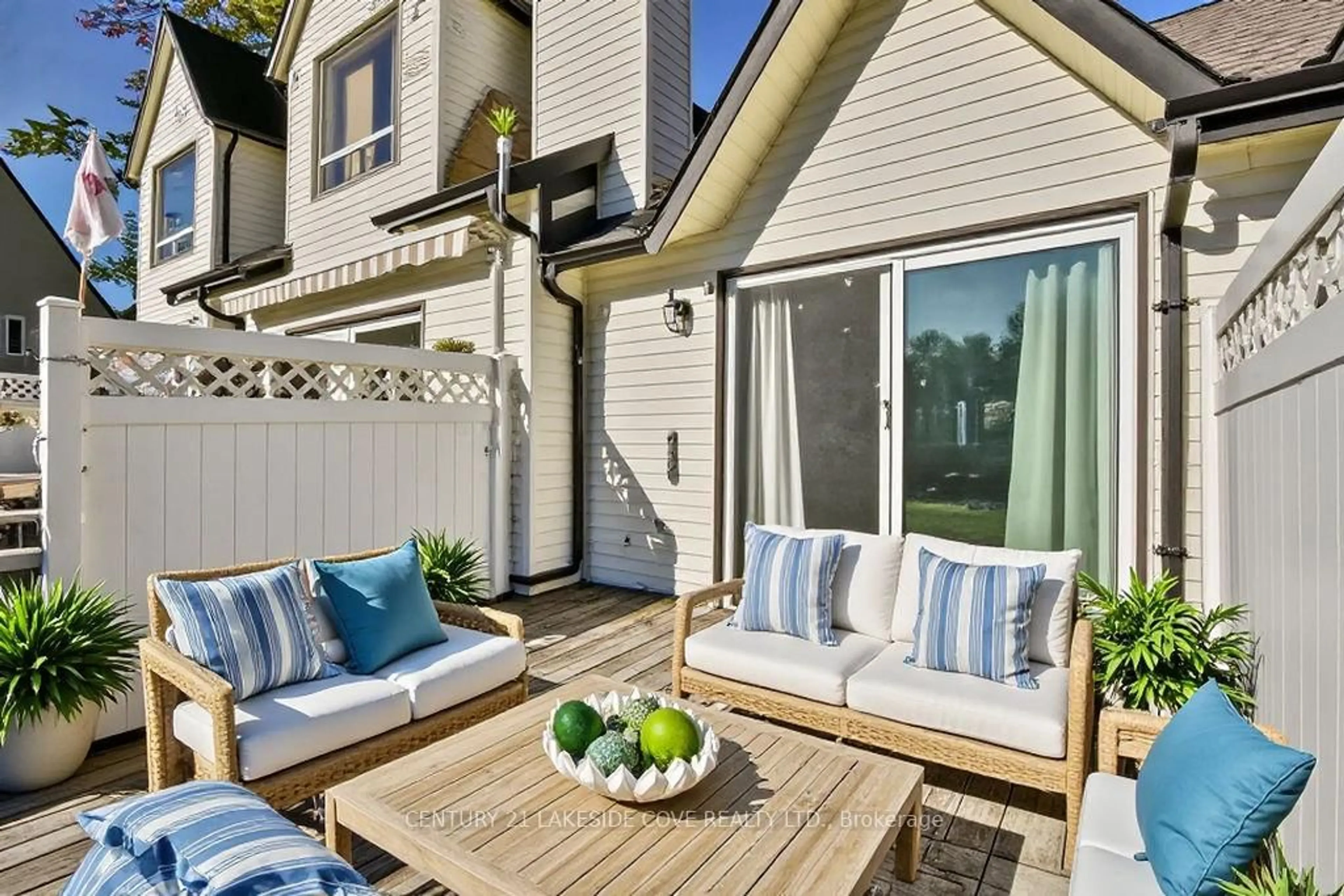 Patio, unknown for 81 Laguna Pkwy #Unit 12, Ramara Ontario L0K 1B0