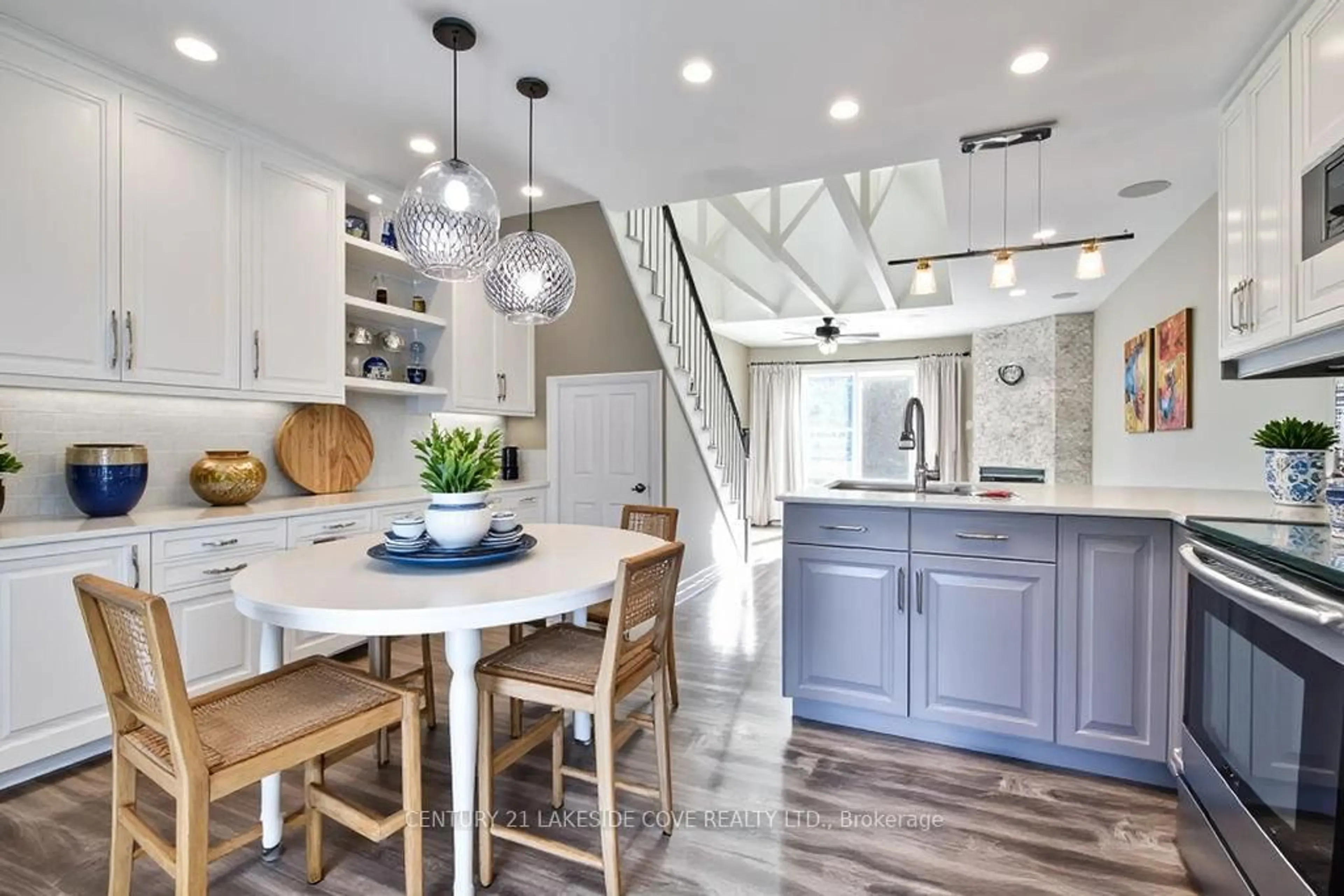 Open concept kitchen, ceramic/tile floor for 81 Laguna Pkwy #Unit 12, Ramara Ontario L0K 1B0