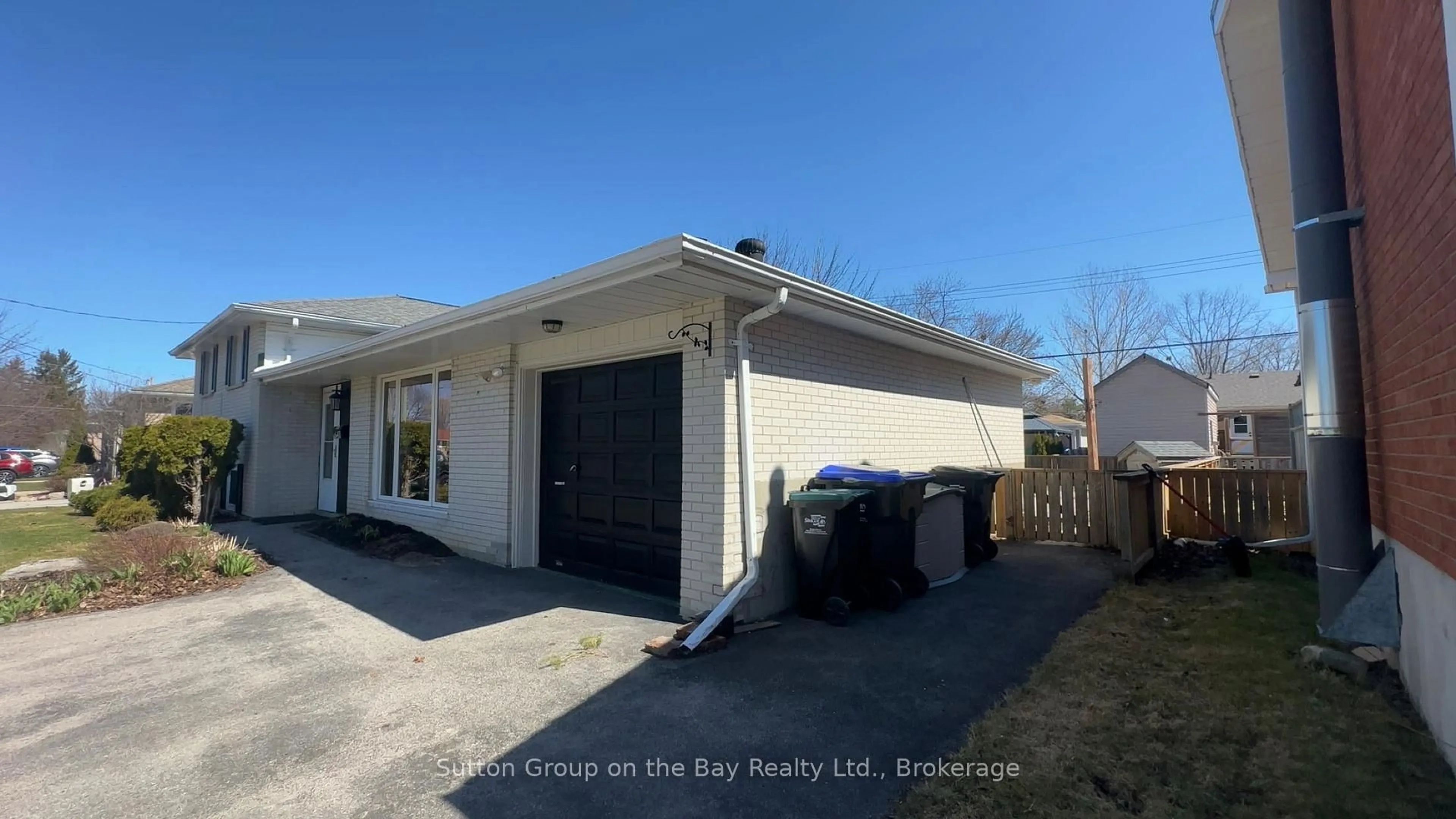 Unknown for 641 Oak St, Collingwood Ontario L9Y 2Z7
